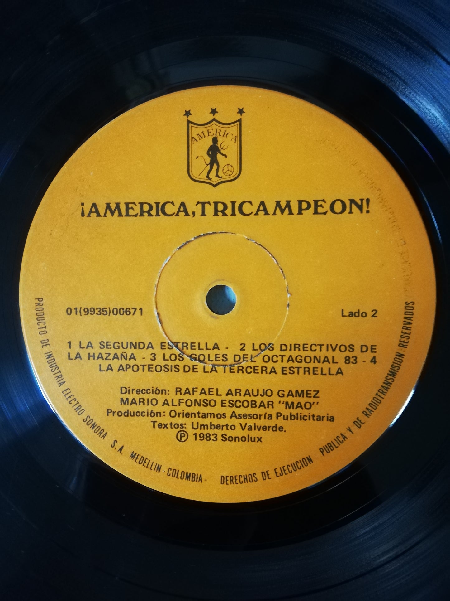 LP AMERICA - AMERICA, TRICAMPEON!