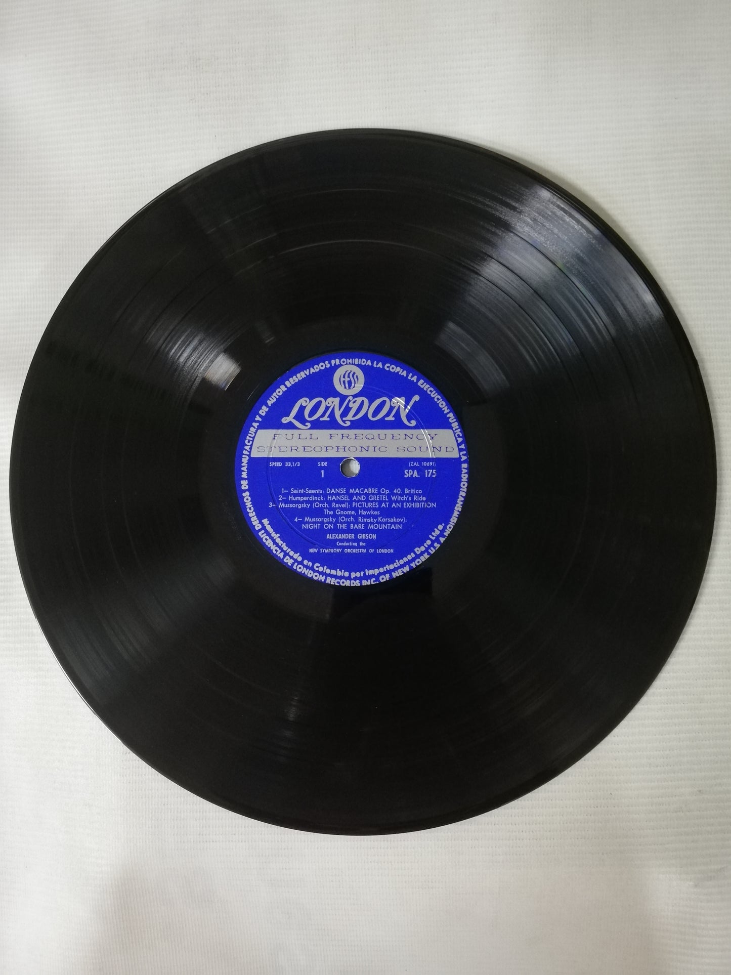 LP DANSE MACABRE - THE WORLD OF THE GREAT CLASSICS