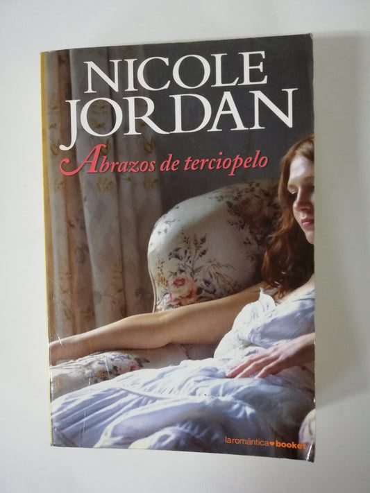 ABRAZOS DE TERCIOPELO - NICOLE JORDAN