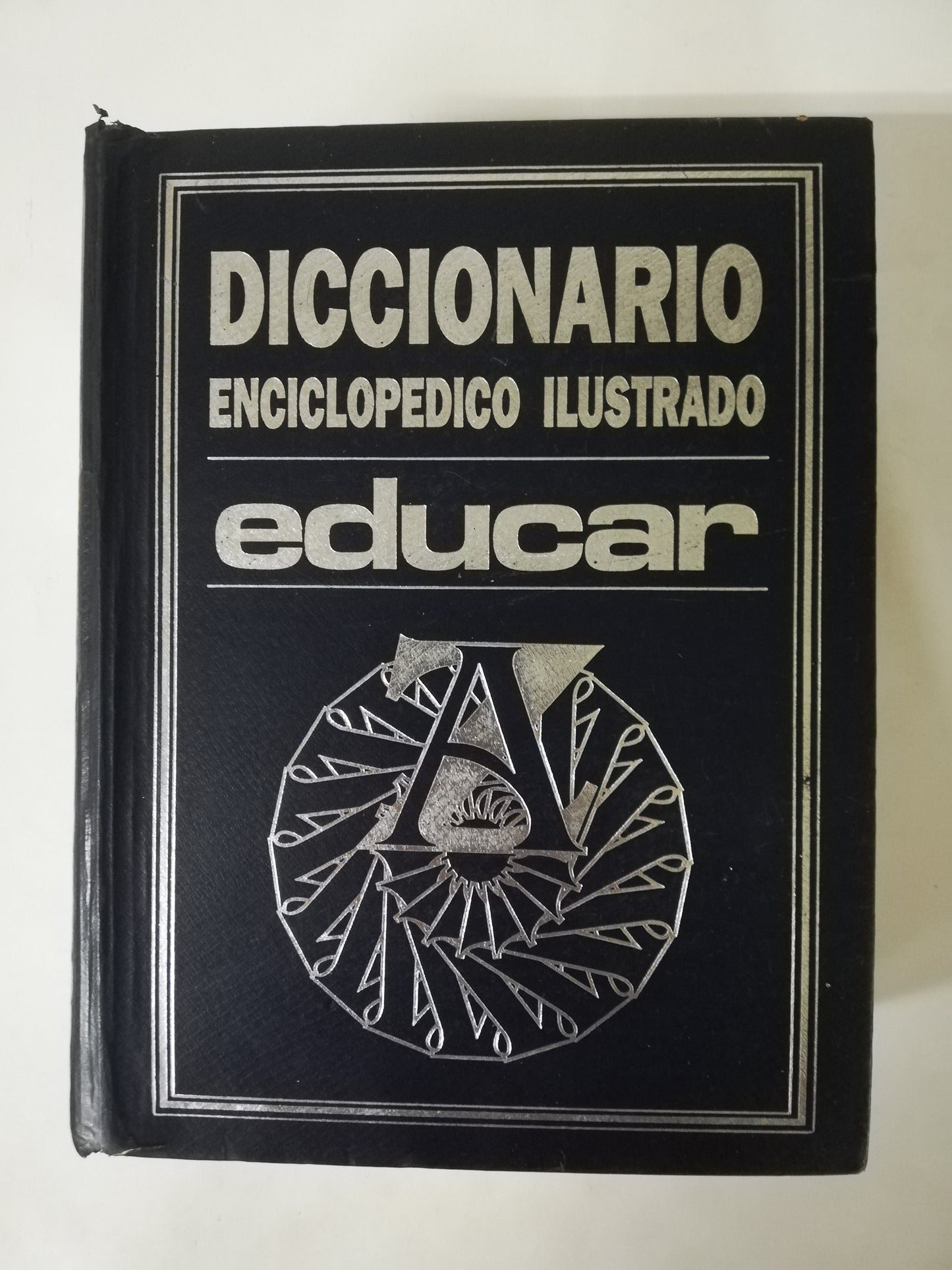 DICCIONARIO ENCICLOPÉDICO ILUSTRADO EDUCAR