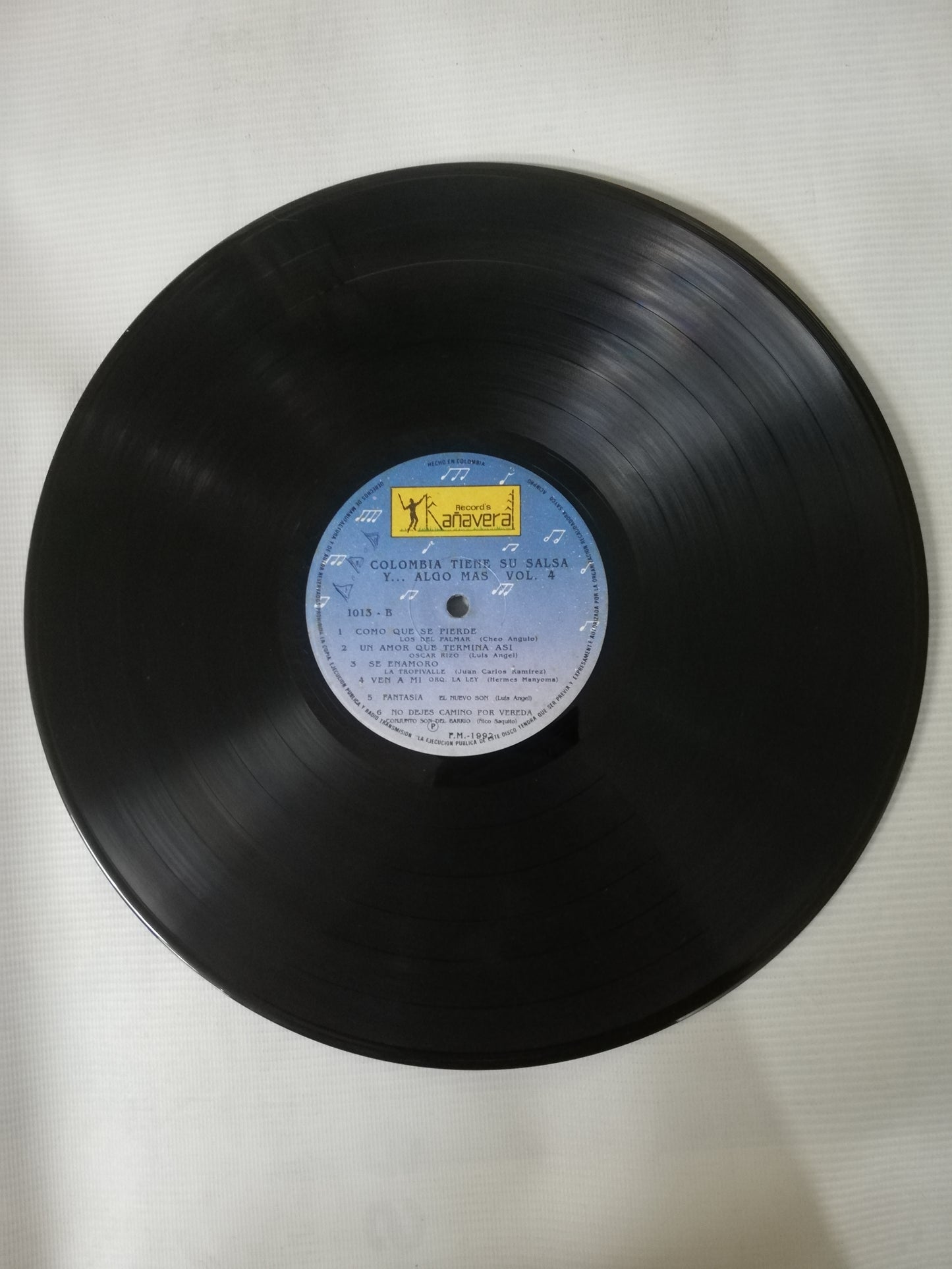 LP COLOMBIA TIENE SU SALSA Y...ALGO MÁS - COLOMBIA TIENE SU SALSA Y...ALGO MÁS VOL. 4