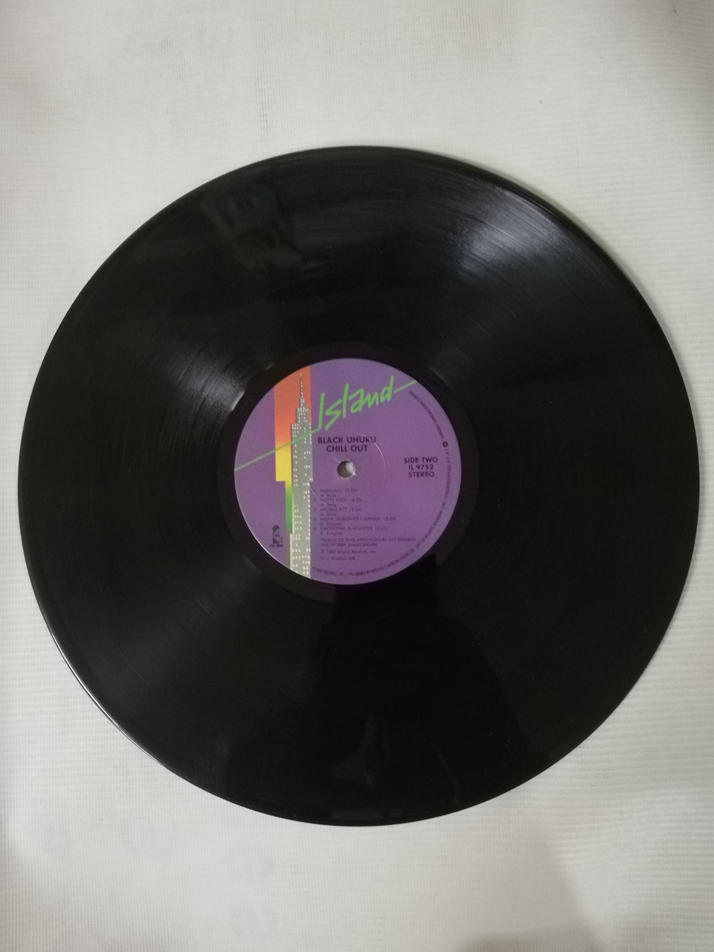 LP BLACK UHURU - CHILL OUT