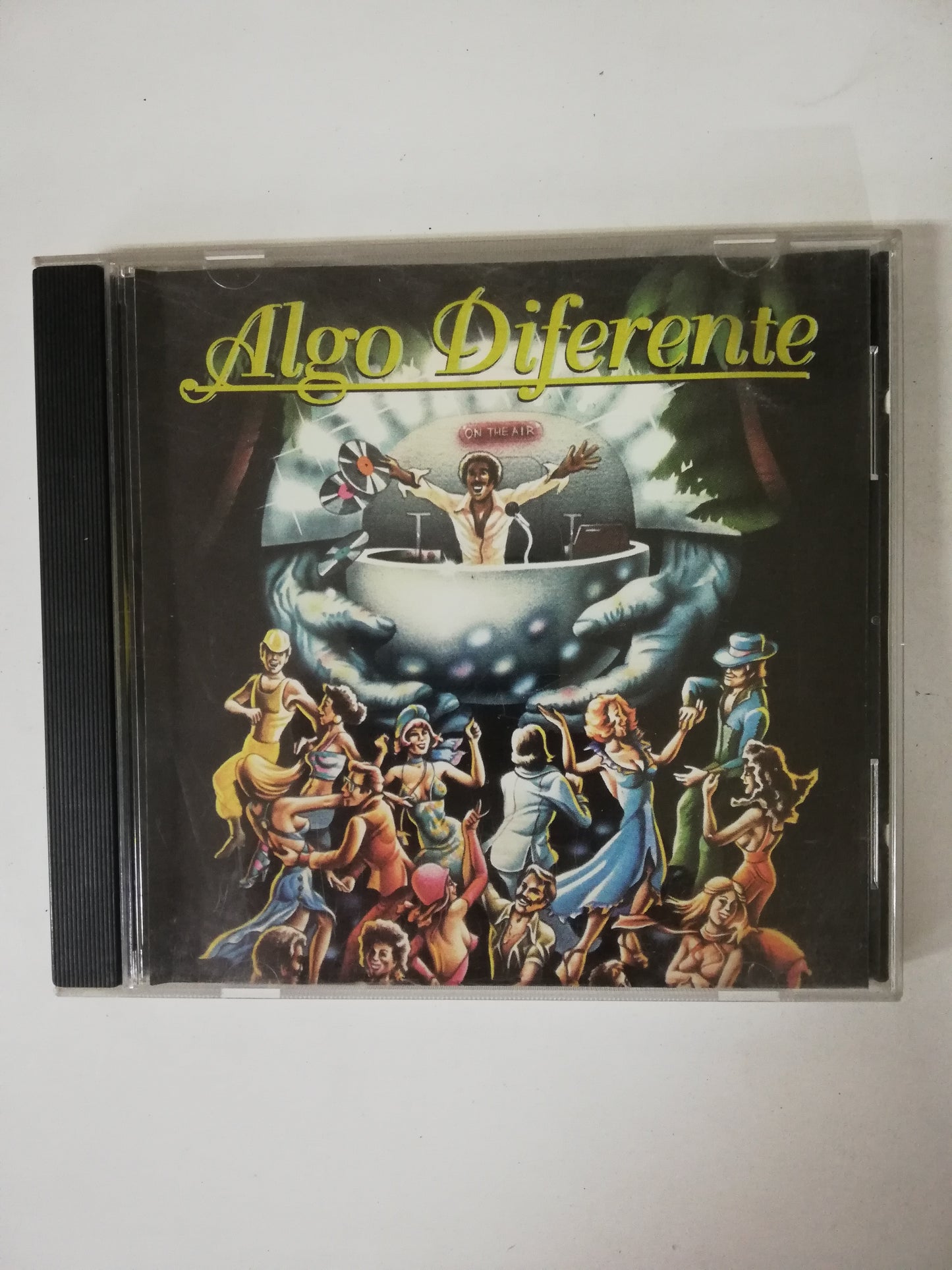 CD ALGO DIFERENTE - VARIOS INTÉRPRETES