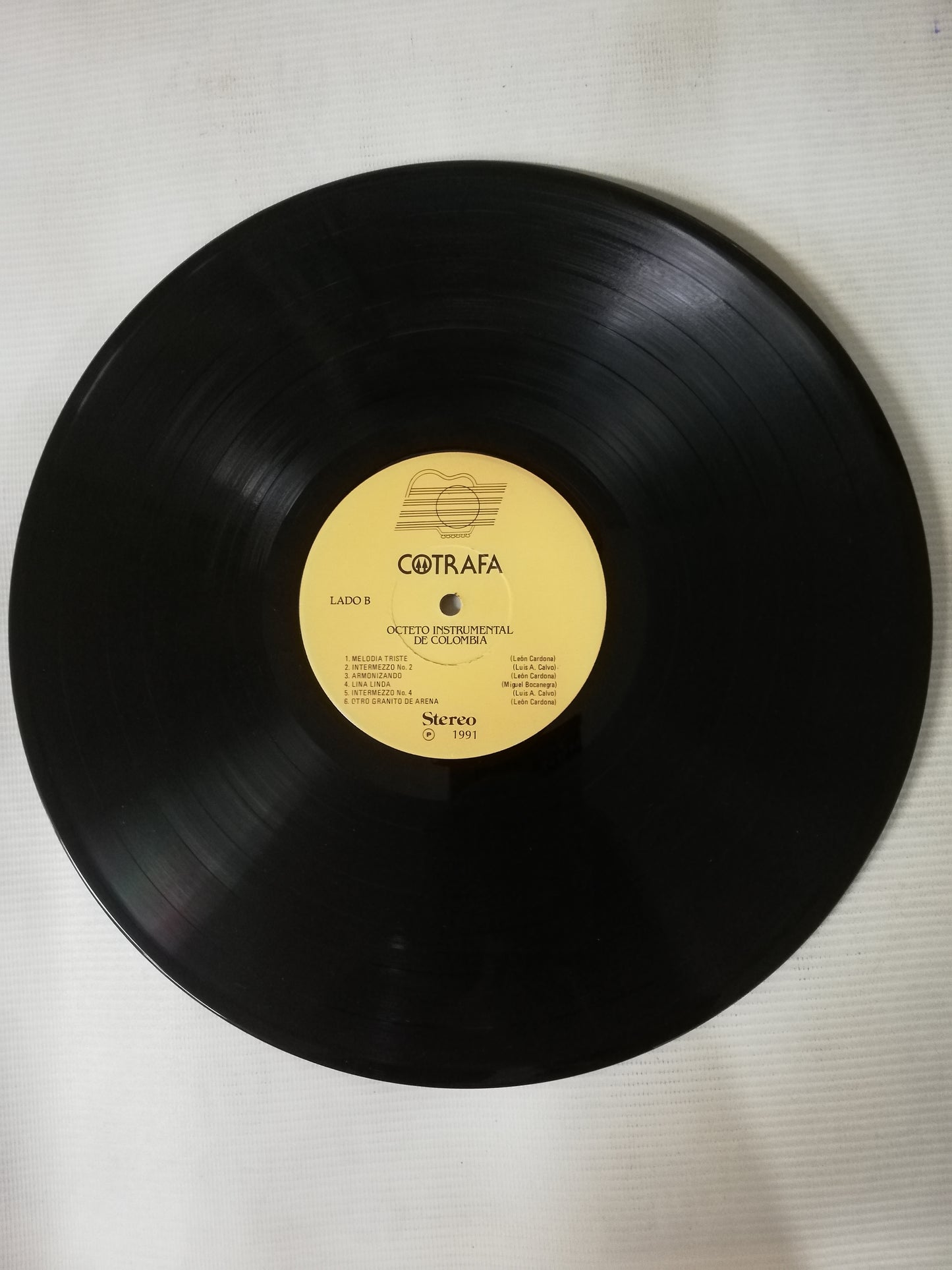 LP DUO PILAR Y ELENA CON EL OCTETO INSTRUMENTAL DEE COLOMBIA - EN EL ALMA DE UNA FLOR