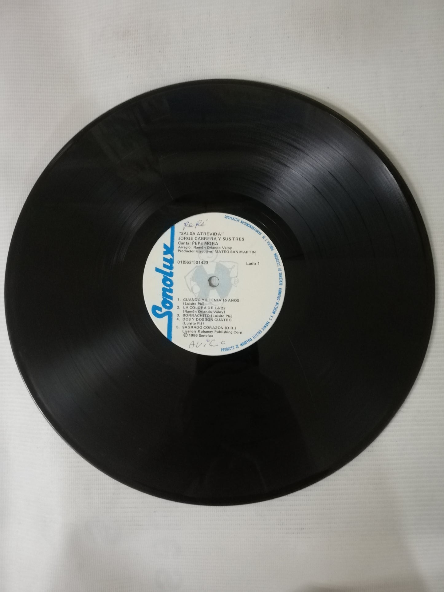 LP JORGE CABRERA Y SU TRES - SALSA ATREVIDA - CANTA: PEPE MORA