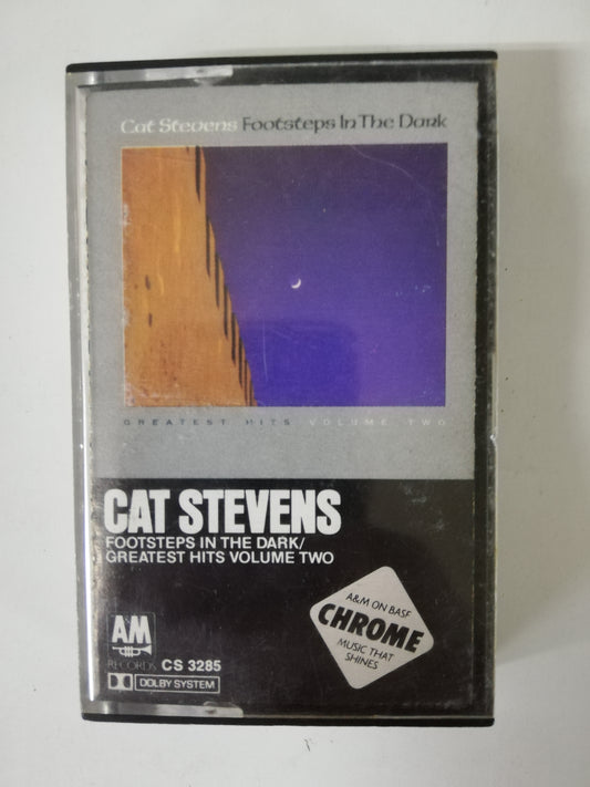 CASSETTE CAT STEVENS - FOOTSTEPS IN THE DARK: GREATEST HITS VOLUME TWO