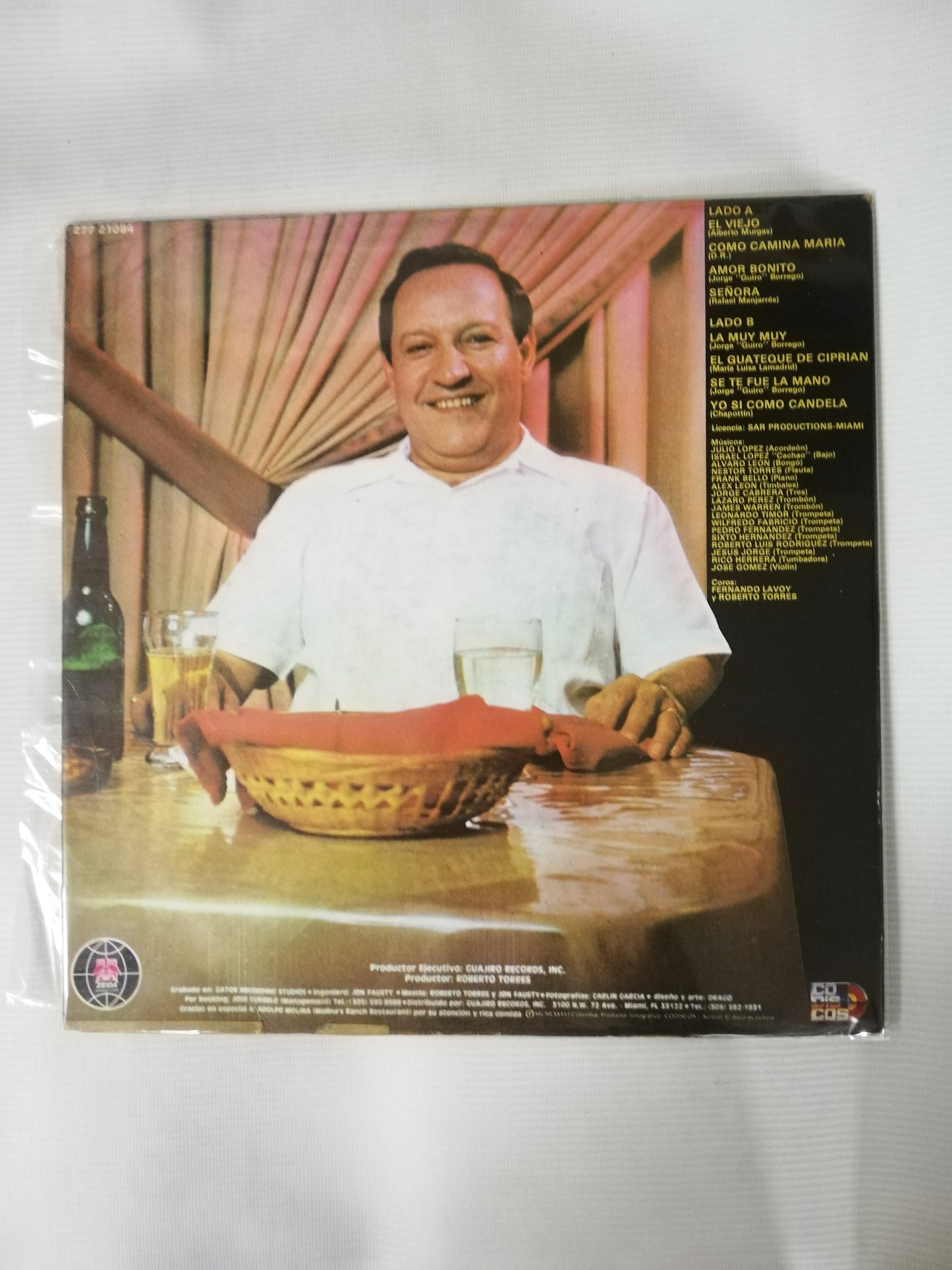 LP ROBERTO TORRES - ELEGANTEMENTE CRIOLLO