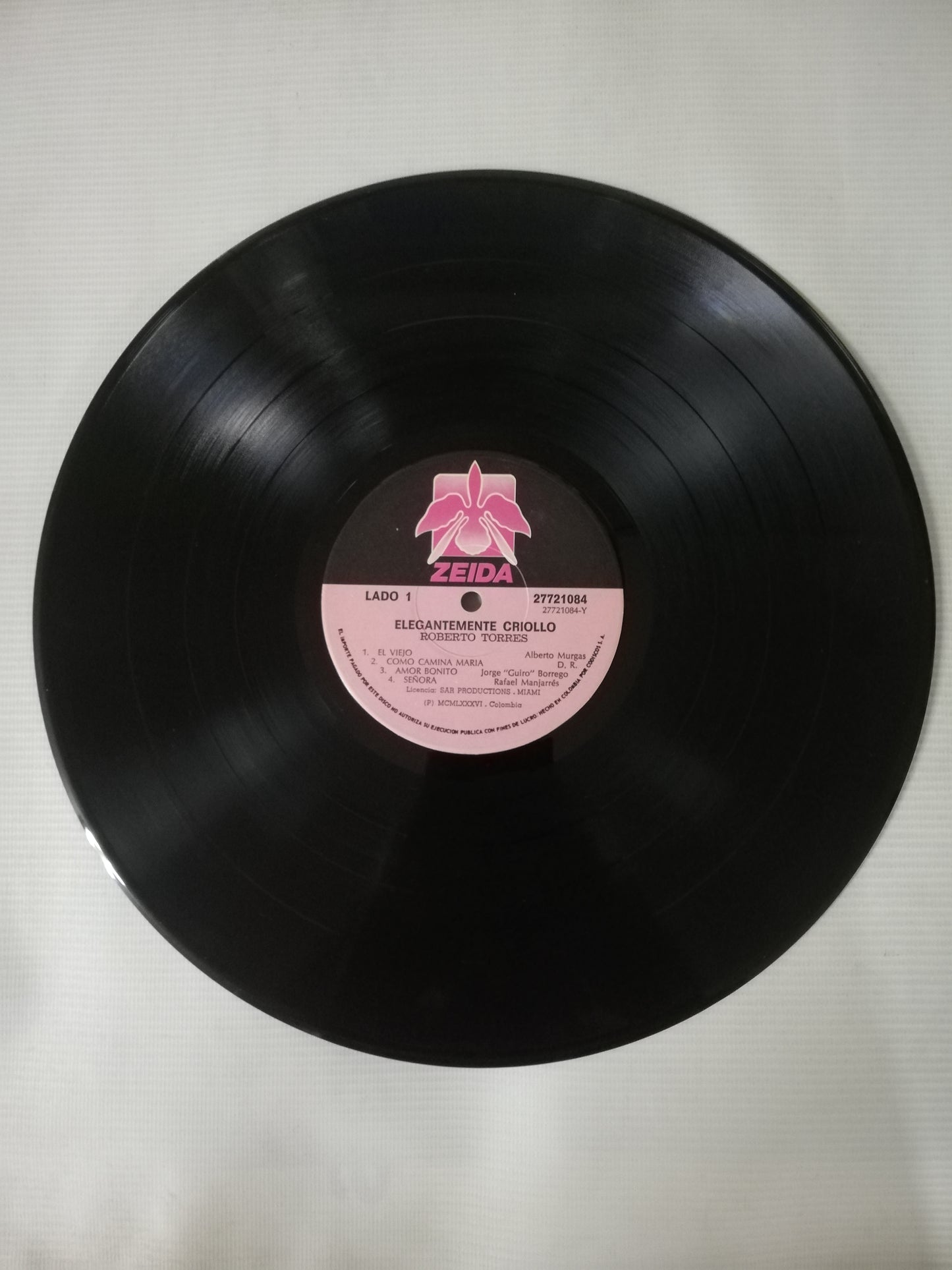 LP ROBERTO TORRES - ELEGANTEMENTE CRIOLLO