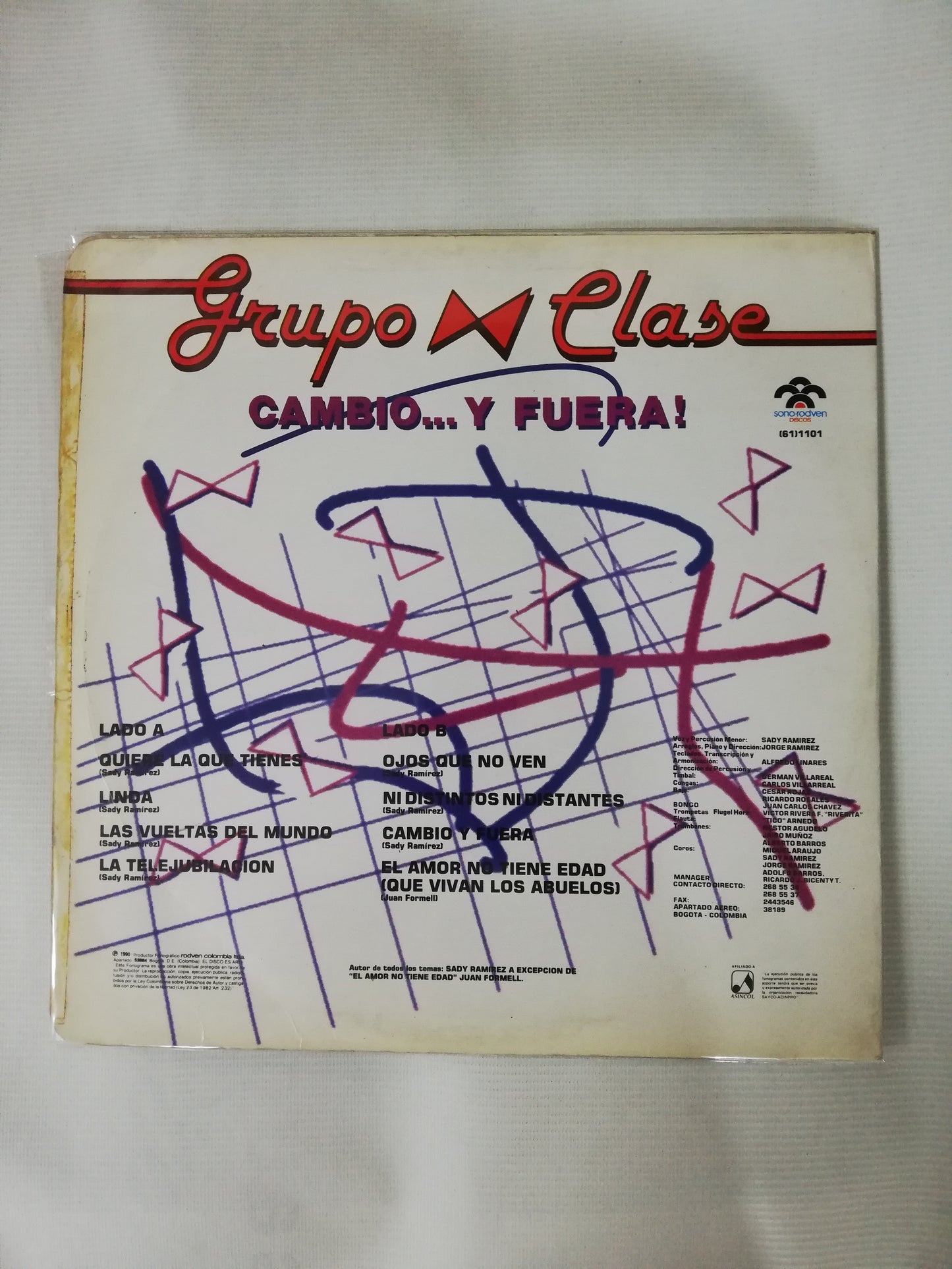 LP GRUPO CLASE - CAMBIO...Y FUERA!