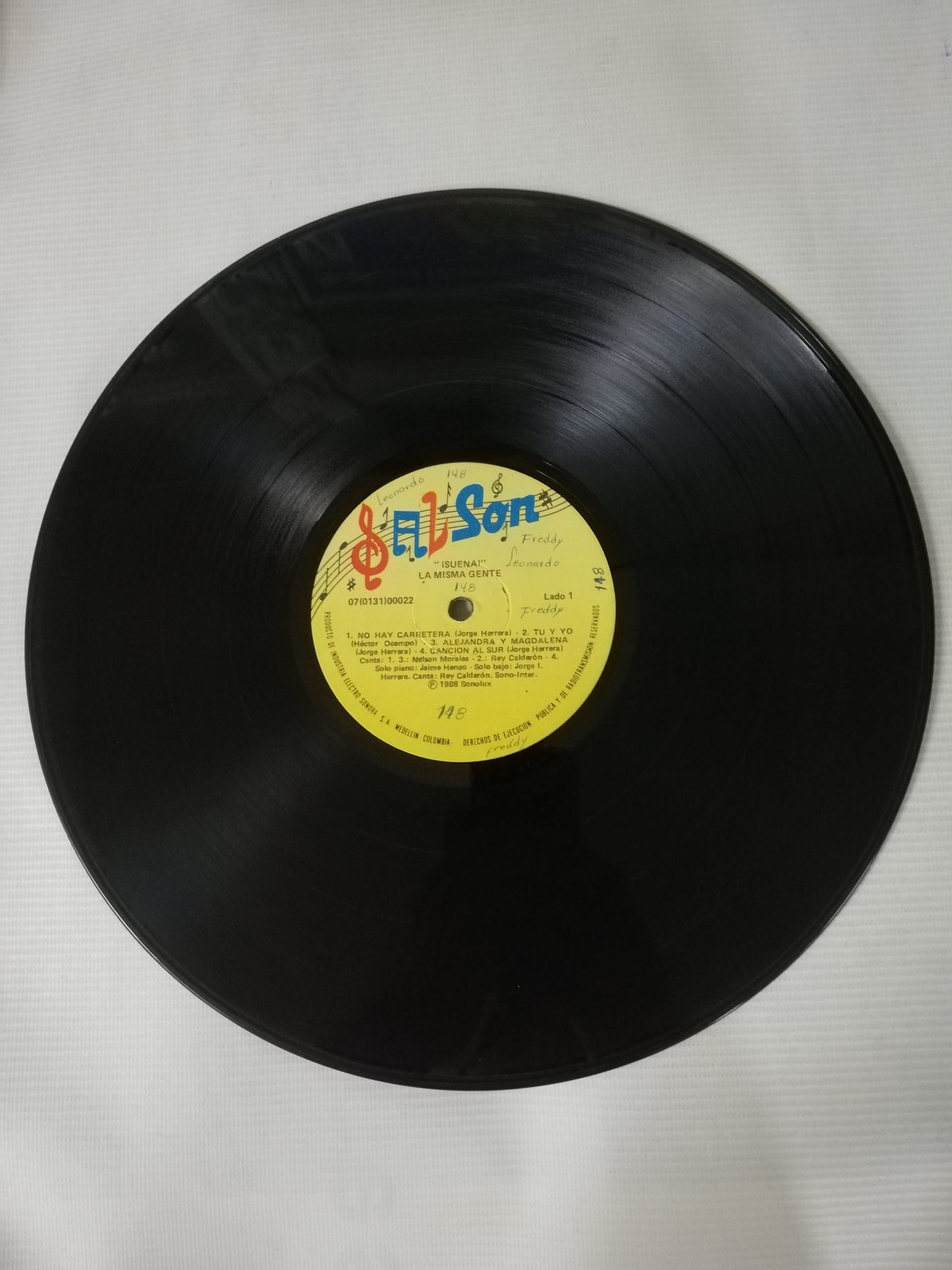 LP LA MISMA GENTE - SUENA!!
