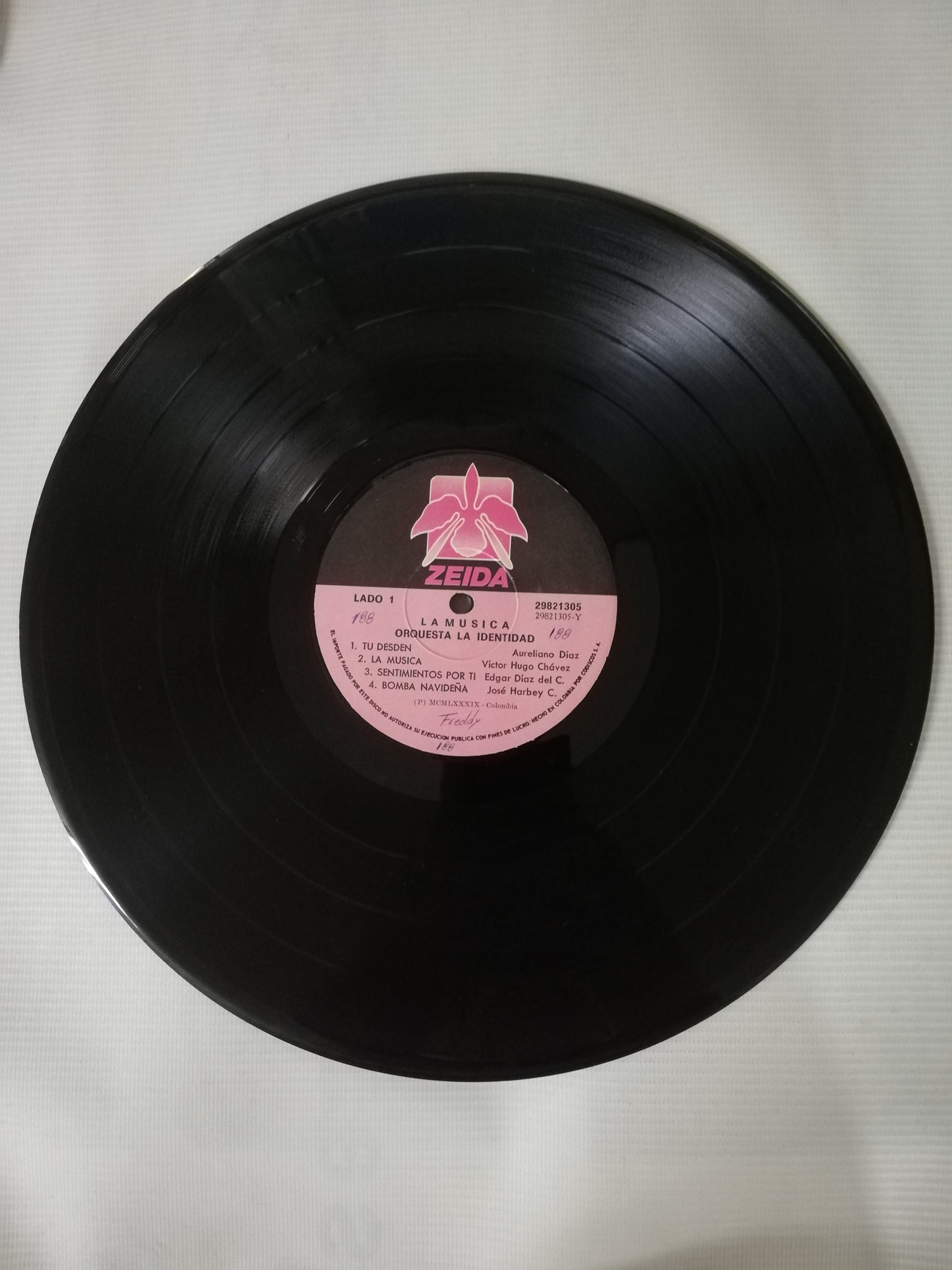 LP ORQUESTA LA IDENTIDAD - LA MÚSICA