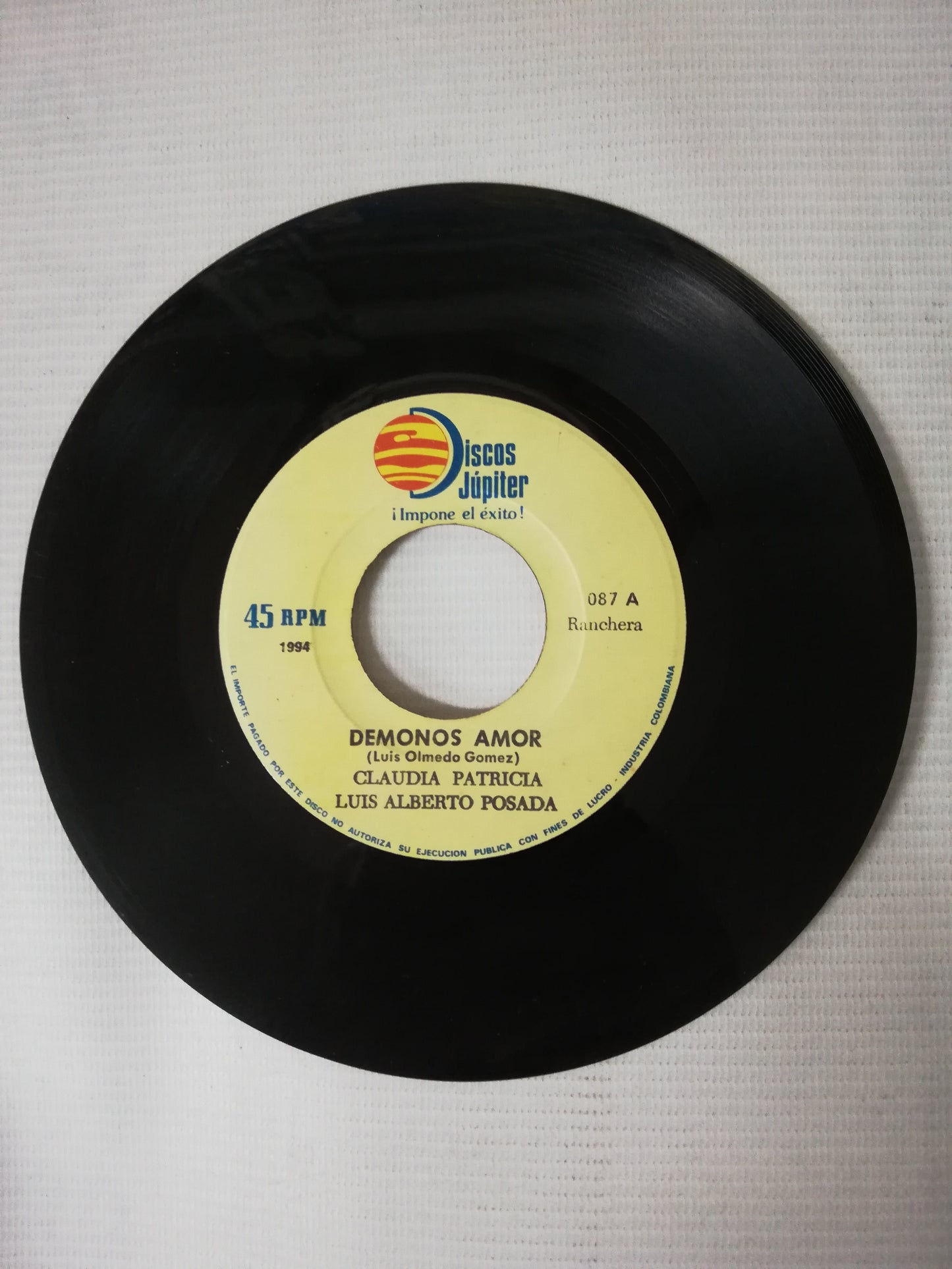 VINILO CLAUDIA PATRICIA CON LUIS ALBERTO POSADA - DEMONOS AMOR / TAN LEJOS DE MI