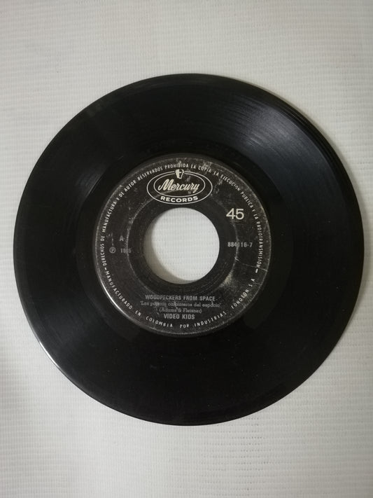 VINILO VIDEO KIDS - WOODPECHERS FROM SPACE / HAPPY BIRTHDAY SKYRIDER