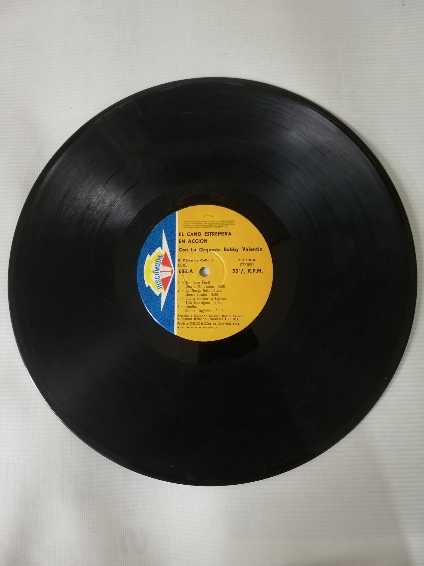 LP CANO ESTREMERA CON LA ORQUESTA DE BOBBY VALENTIN - EN ACCIÓN