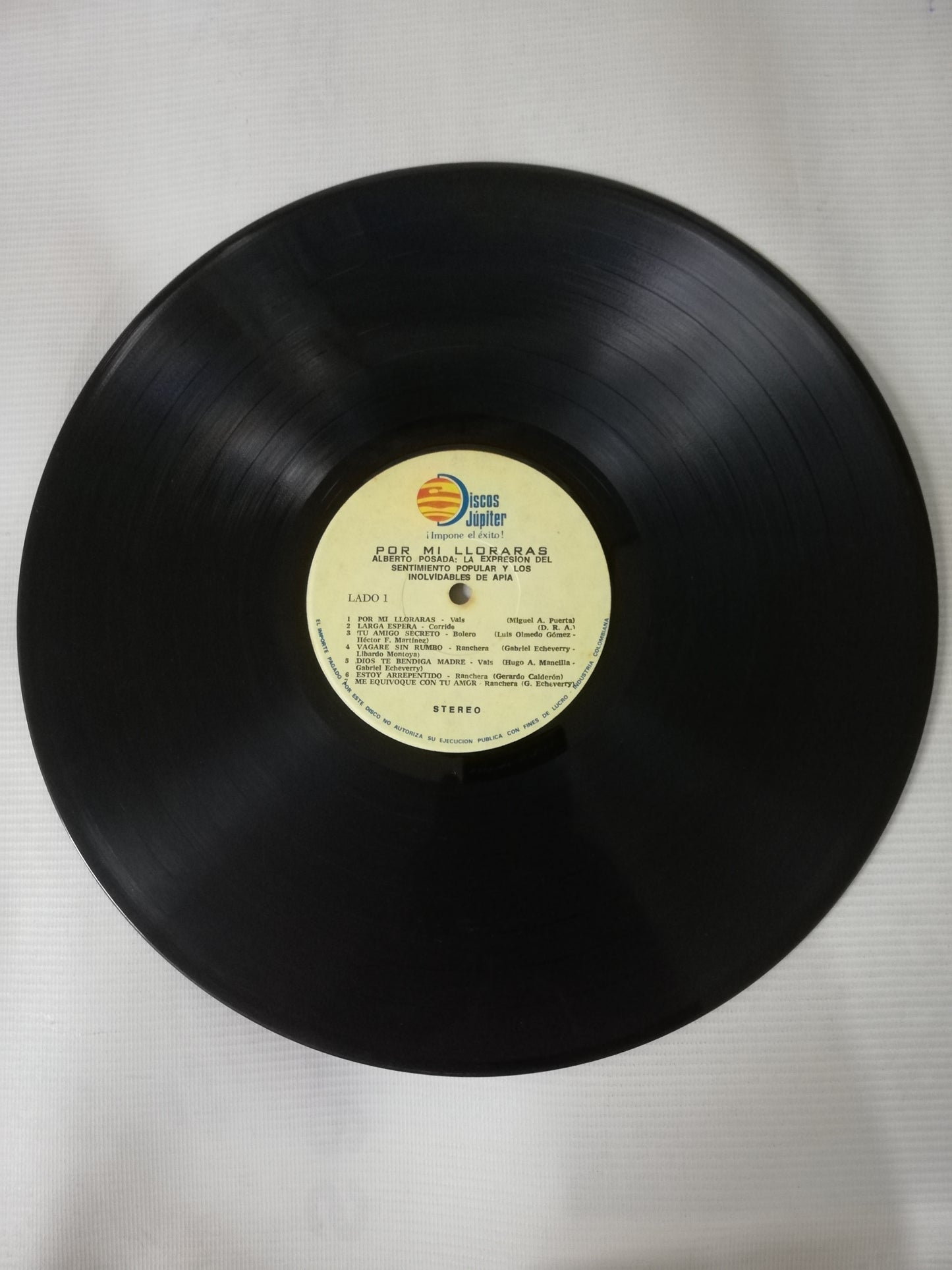 LP LUIS ALBERTO POSADA Y LOS INOLVIDABLES DE APIA - LA EXPRESIÓN DEL SENTIMIENTO POPULAR