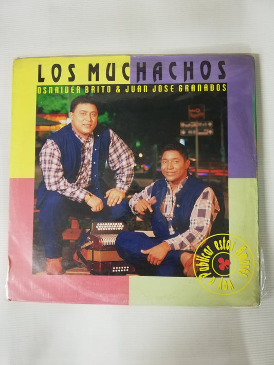LP LOS MUCHACHOS OSNAIDER BRTIO & JUAN JOSÉ GRANADOS - VOY A PUBLICAR ESTOS AMORES