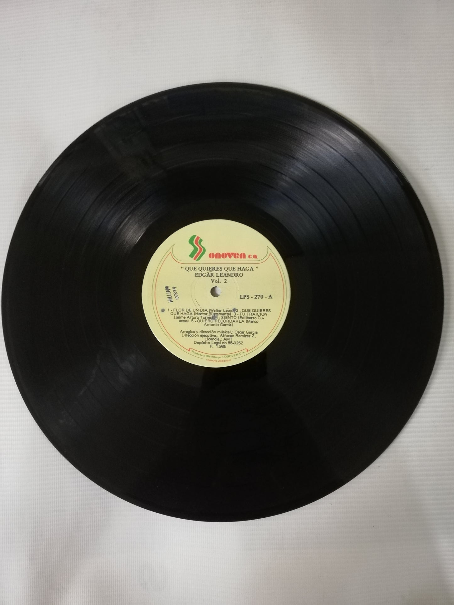 LP EDGAR LEANDRO - QUE QUIERES QUE HAGA?