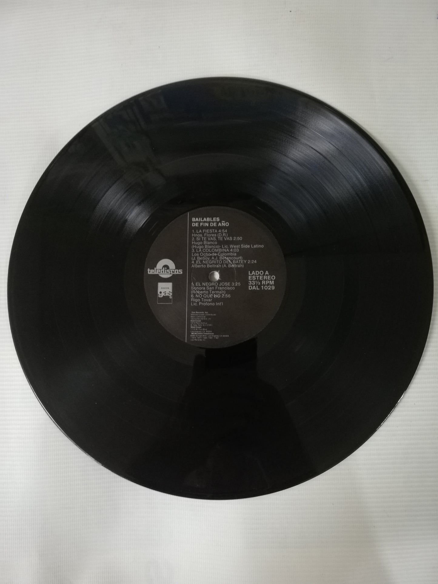 LP BAILABLES DE FIN DE AÑO - VARIOS INTÉRPRETES