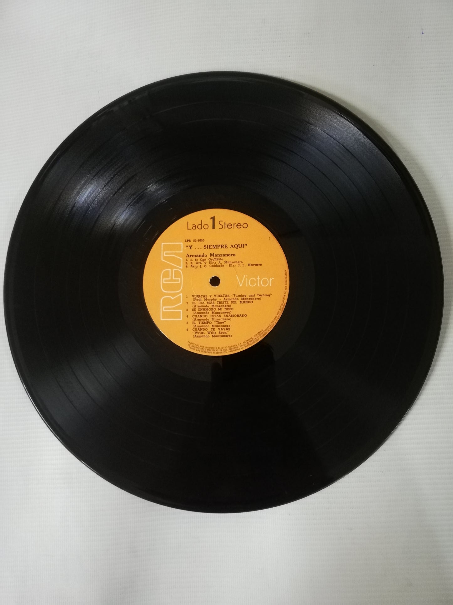 LP ARMANDO MANZANERO - Y...SIEMPRE AQUI