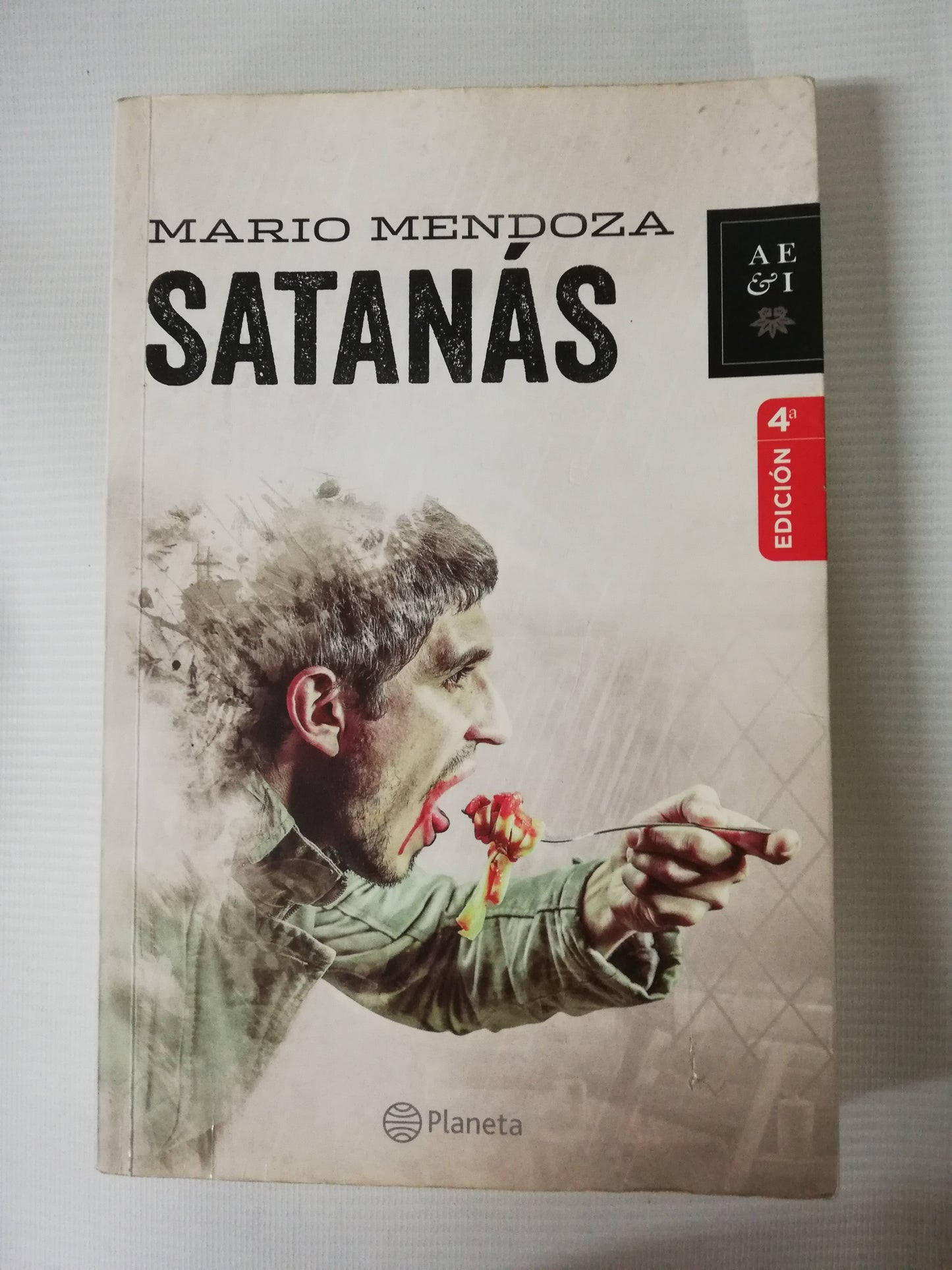 SATANÁS - MARIO MENDOZA