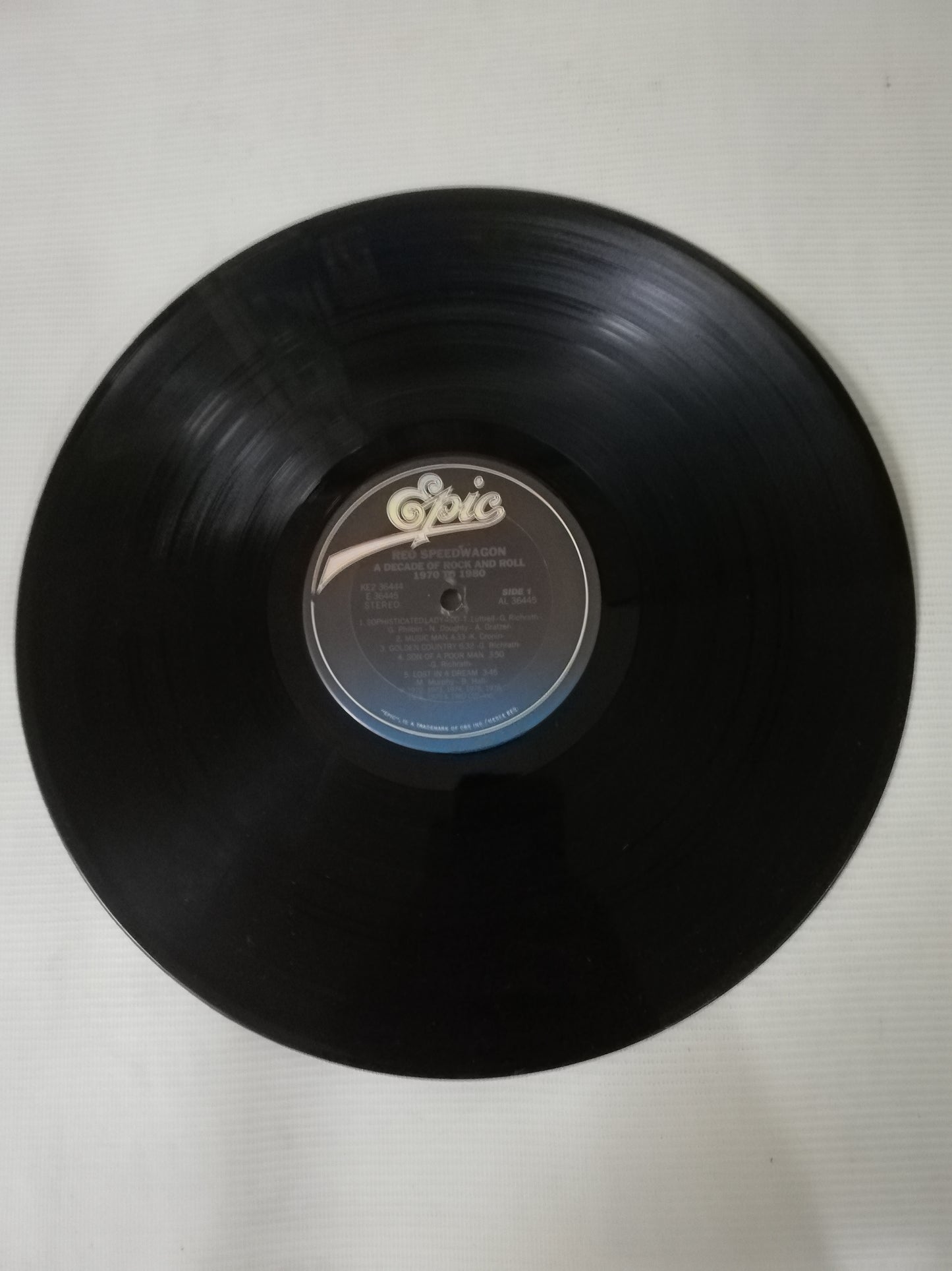 LP REO SPEEDWAGON - A DECADE OF ROCK AND ROLL 1970 TO 1980 - VINYL X 2
