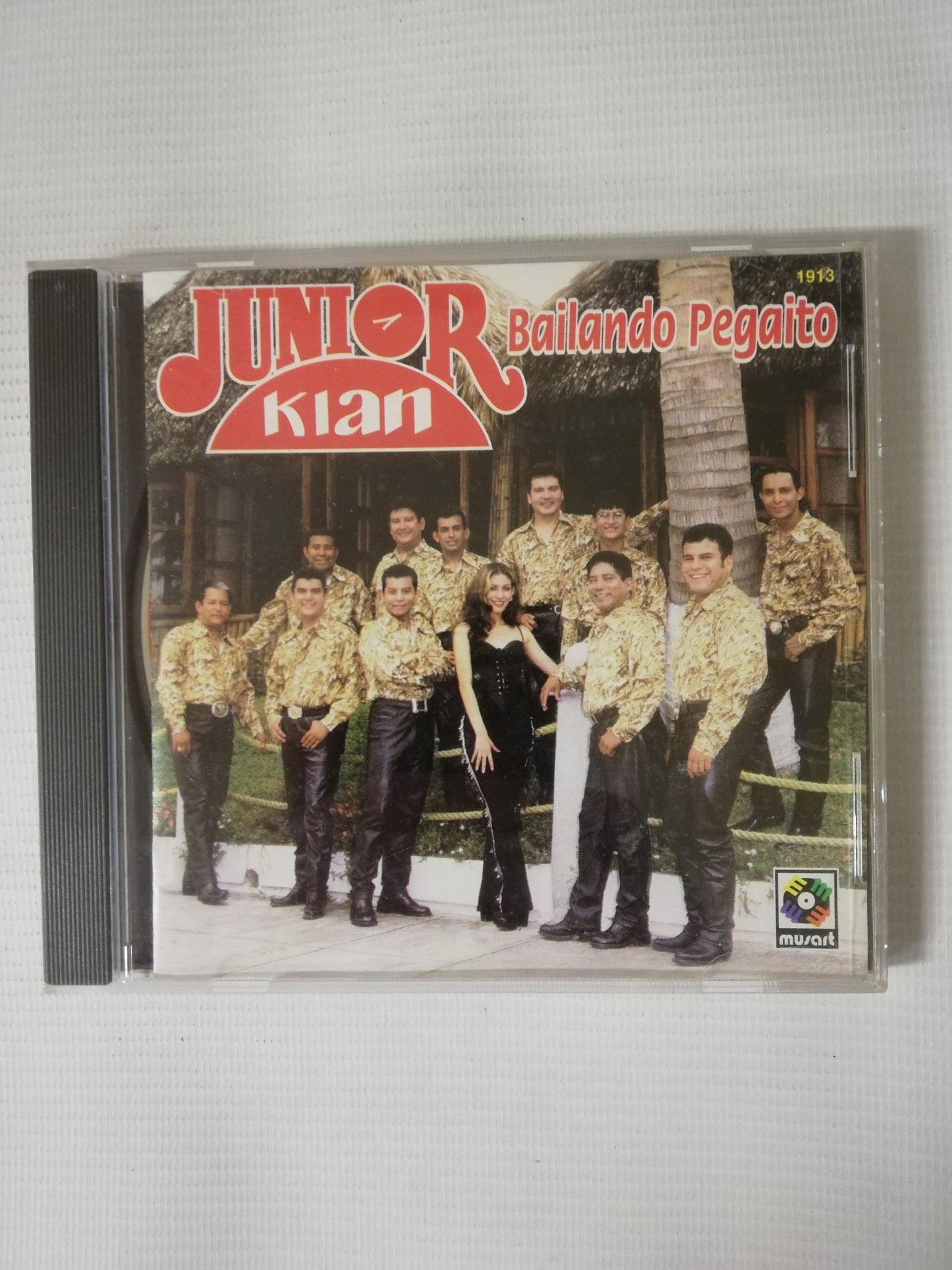 CD JUNIOR KLAN - BAILANDO PEGAITO