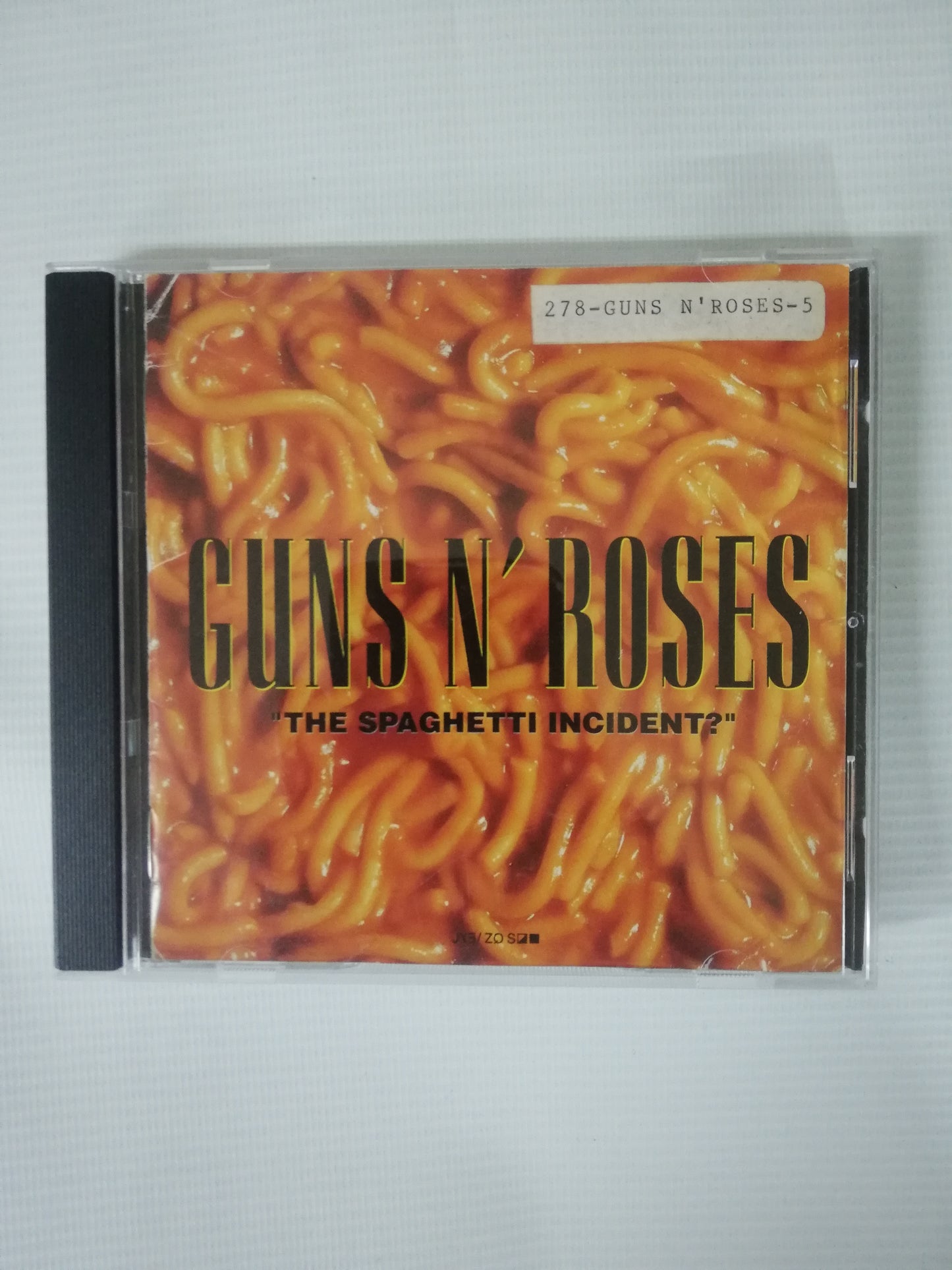 CD GUNS AND ROSES - THE SPAGHETTI INCIDENT?