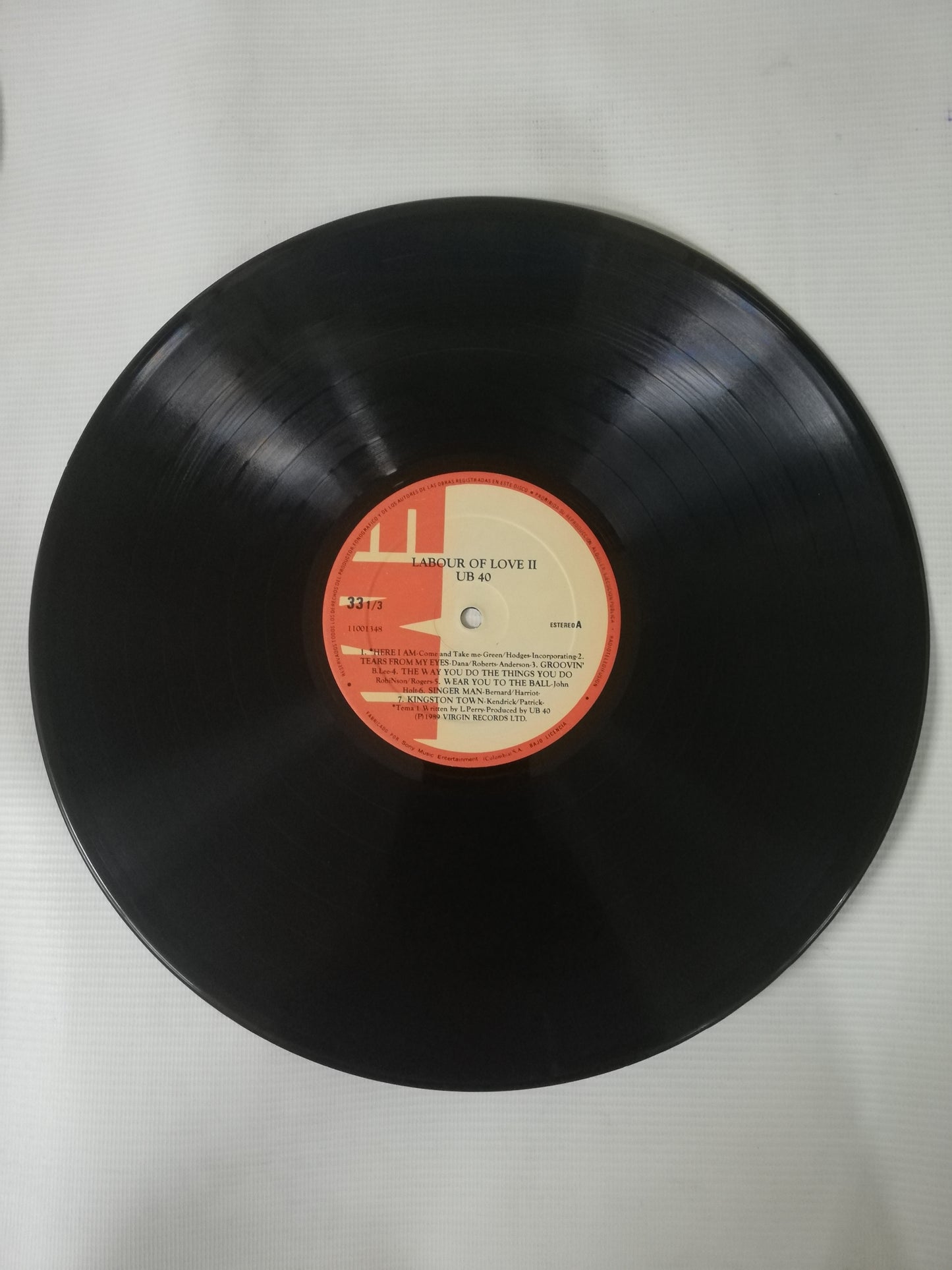 LP UB40 - LABOUR OF LOVE II