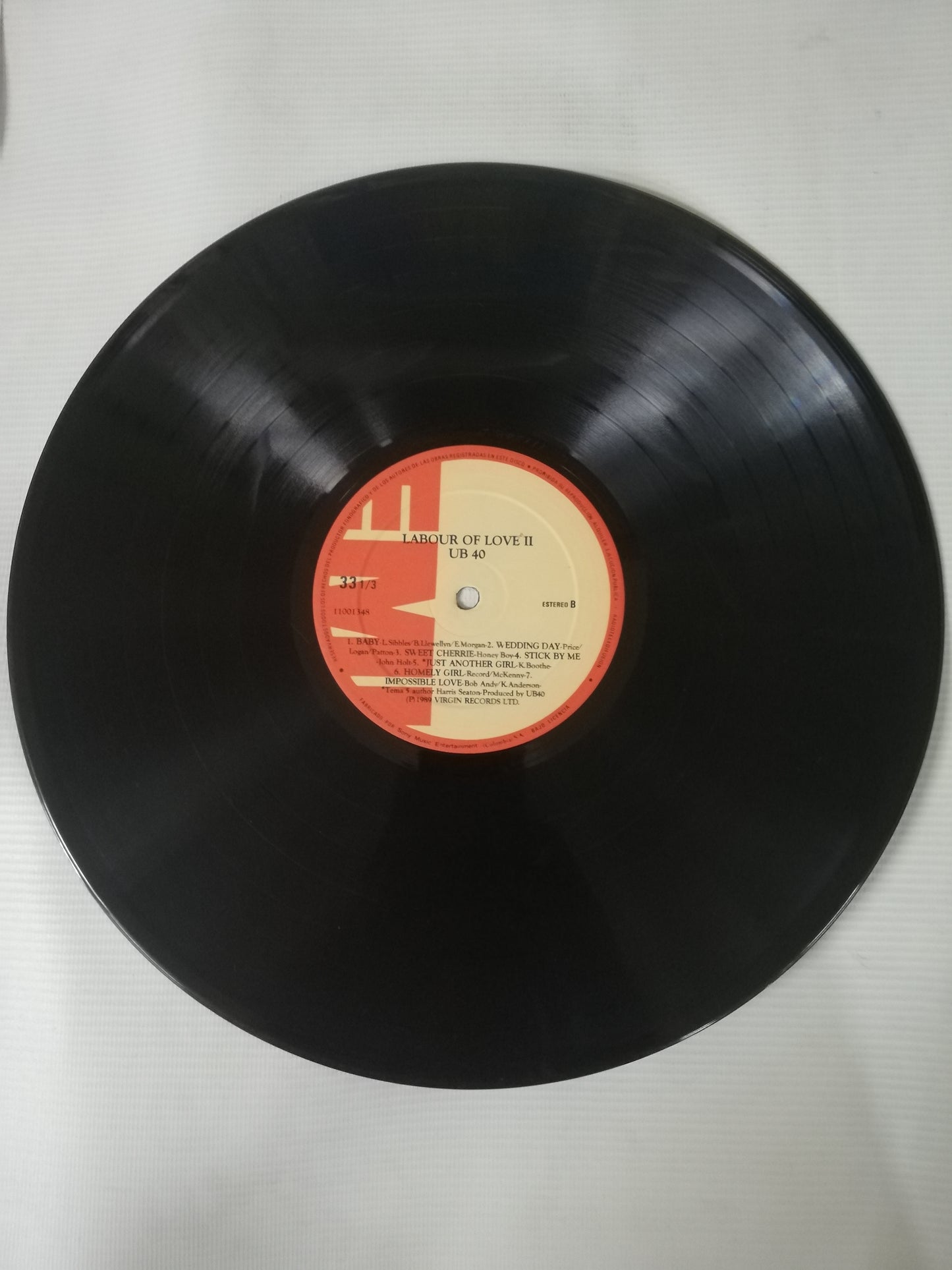 LP UB40 - LABOUR OF LOVE II