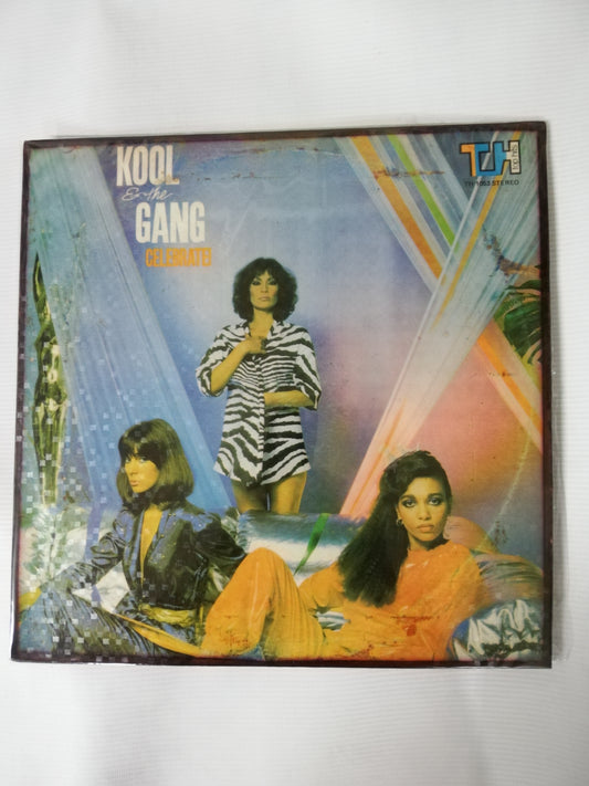 LP KOOL & THE GANG - CELEBRATE
