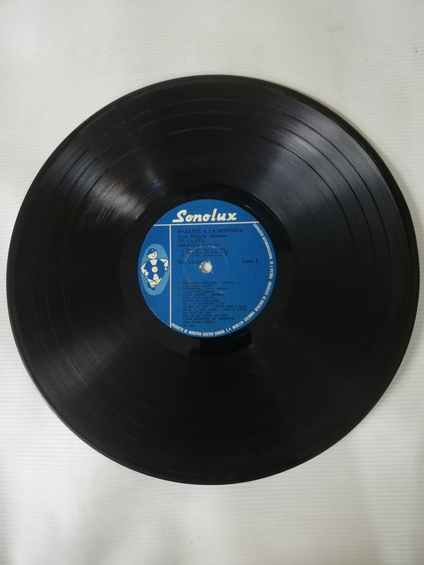 LP HELENITA VARGAS - PASASTE A LA HISTORIA JOSÉ ALFREDO JIMENEZ