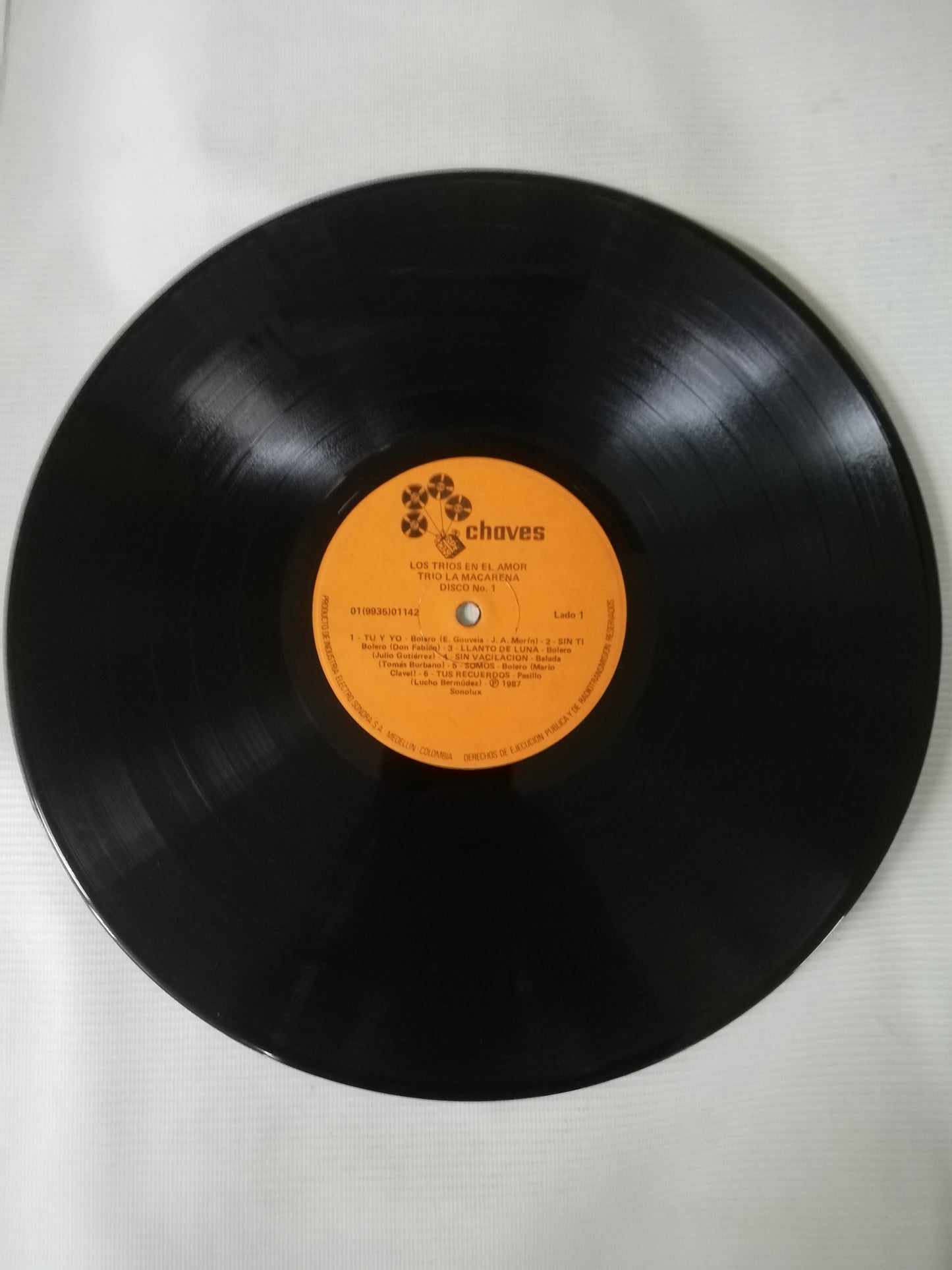LP LOS TRIOS EN EL AMOR - VARIOS INTÉRPRETES - VINYL X 3