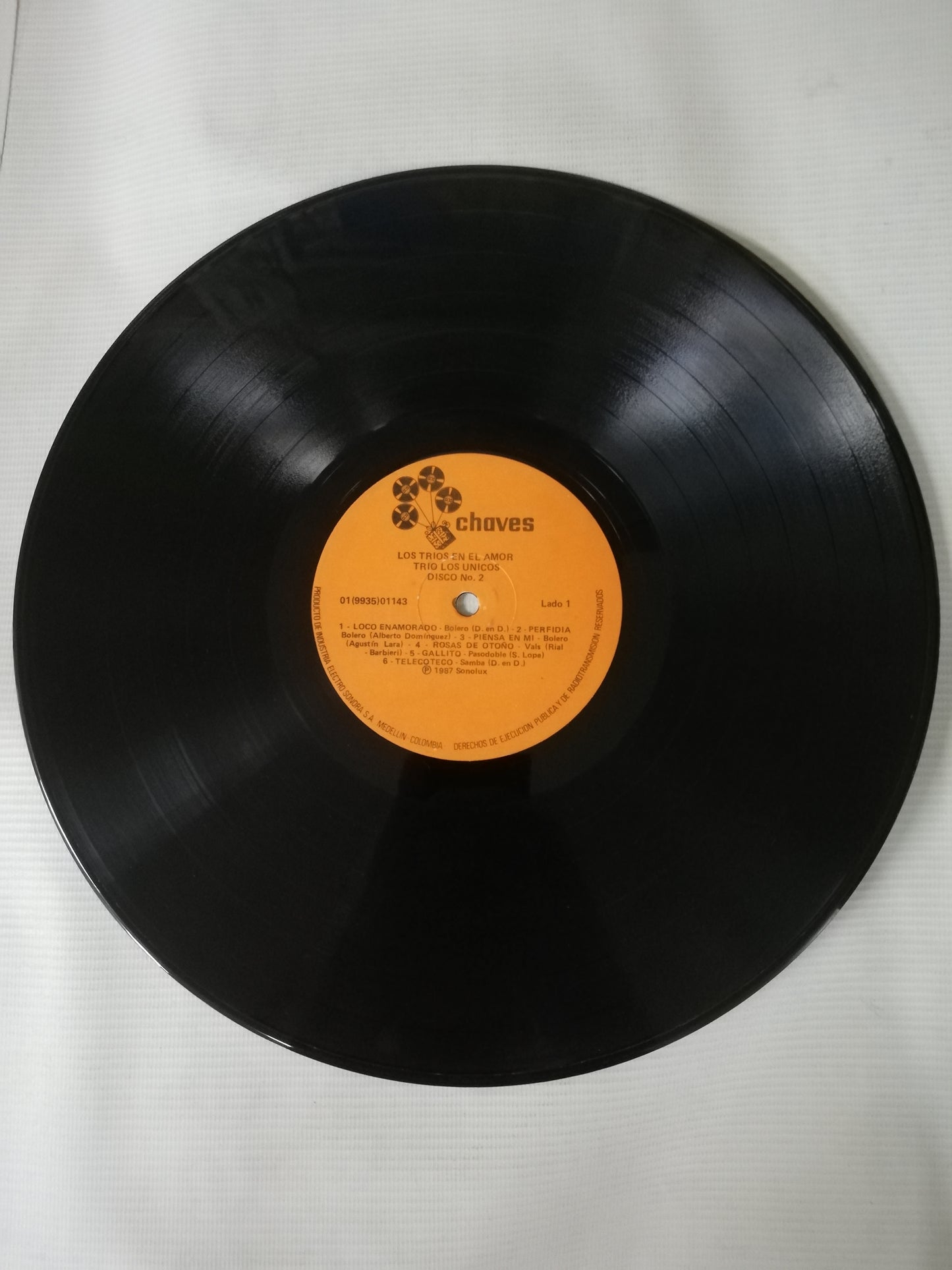 LP LOS TRIOS EN EL AMOR - VARIOS INTÉRPRETES - VINYL X 3
