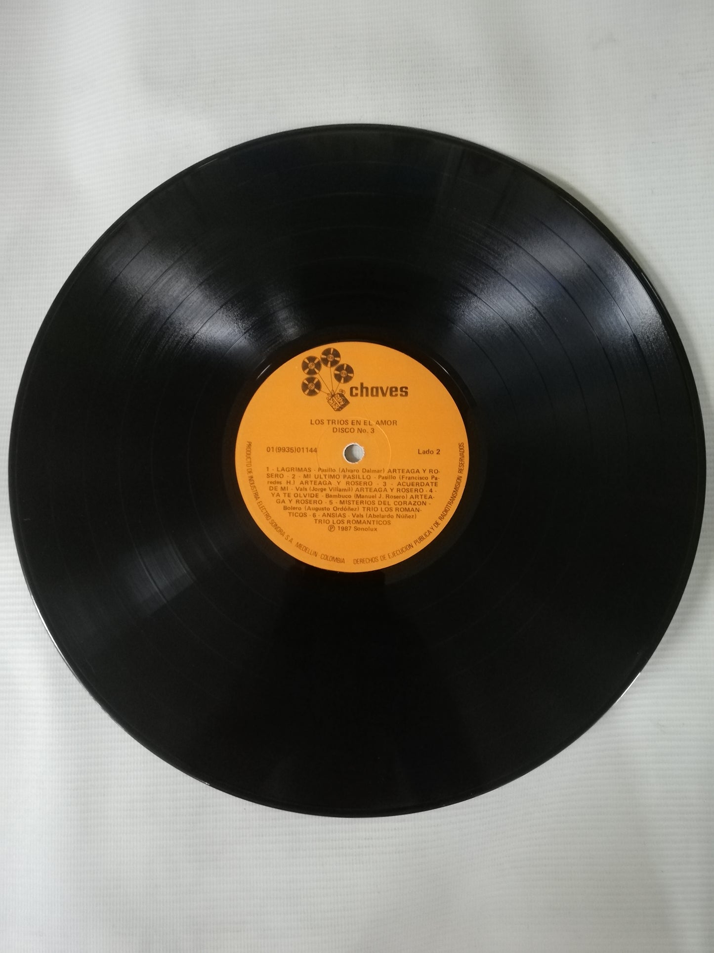 LP LOS TRIOS EN EL AMOR - VARIOS INTÉRPRETES - VINYL X 3