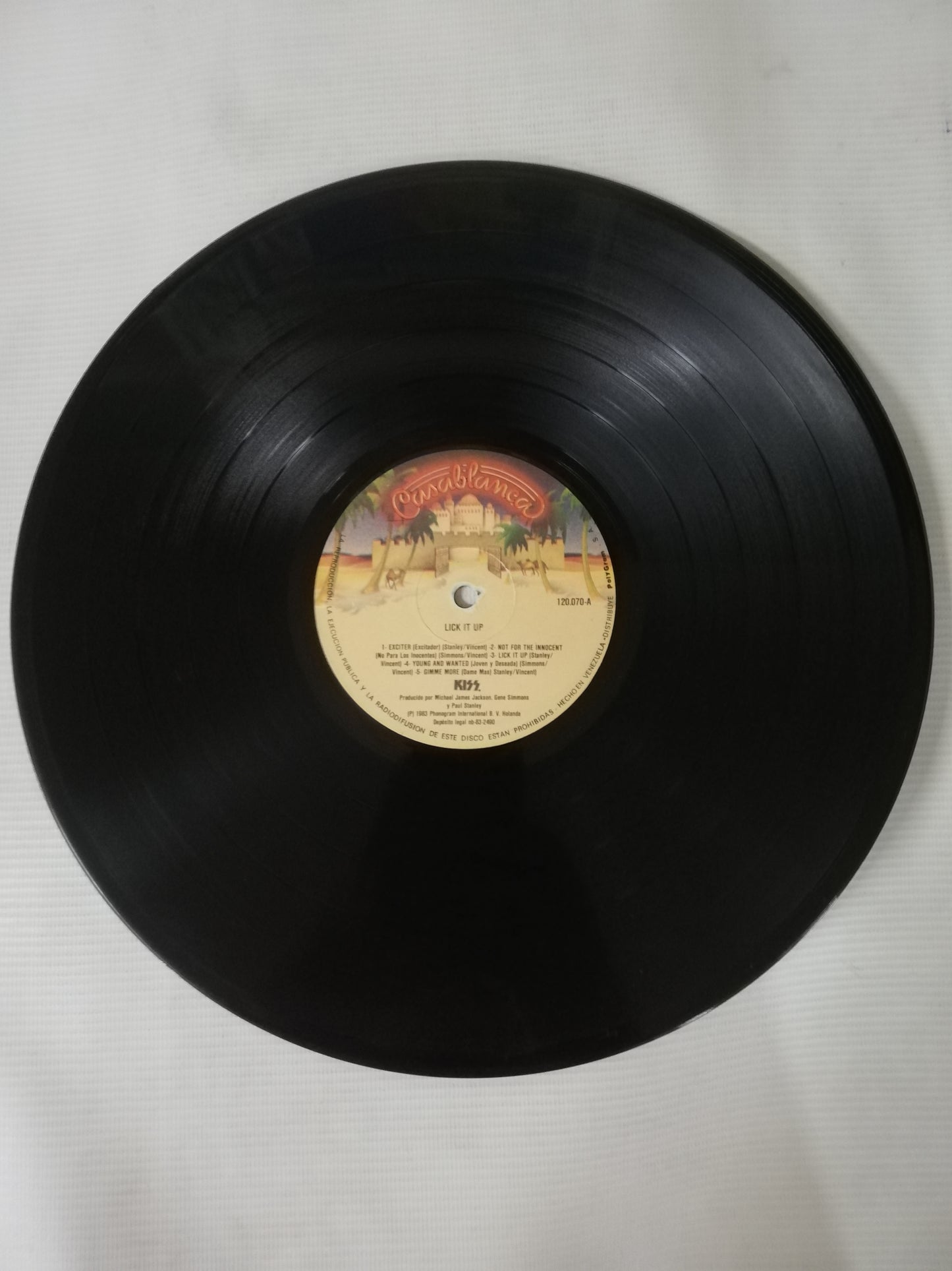 LP KISS - LICK IT UP