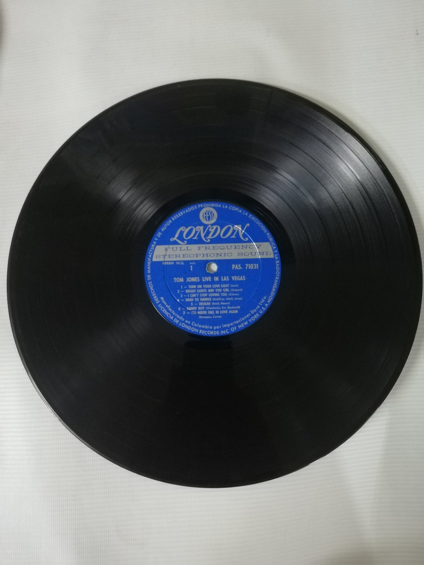 LP TOM JONES - LIVE IN LAS VEGAS