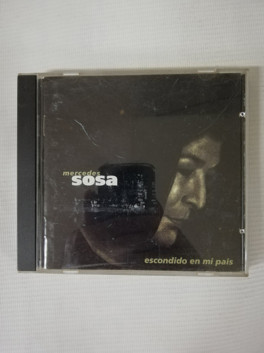 CD MERCEDES SOSA - ESCODIDO EN MI PAÍS