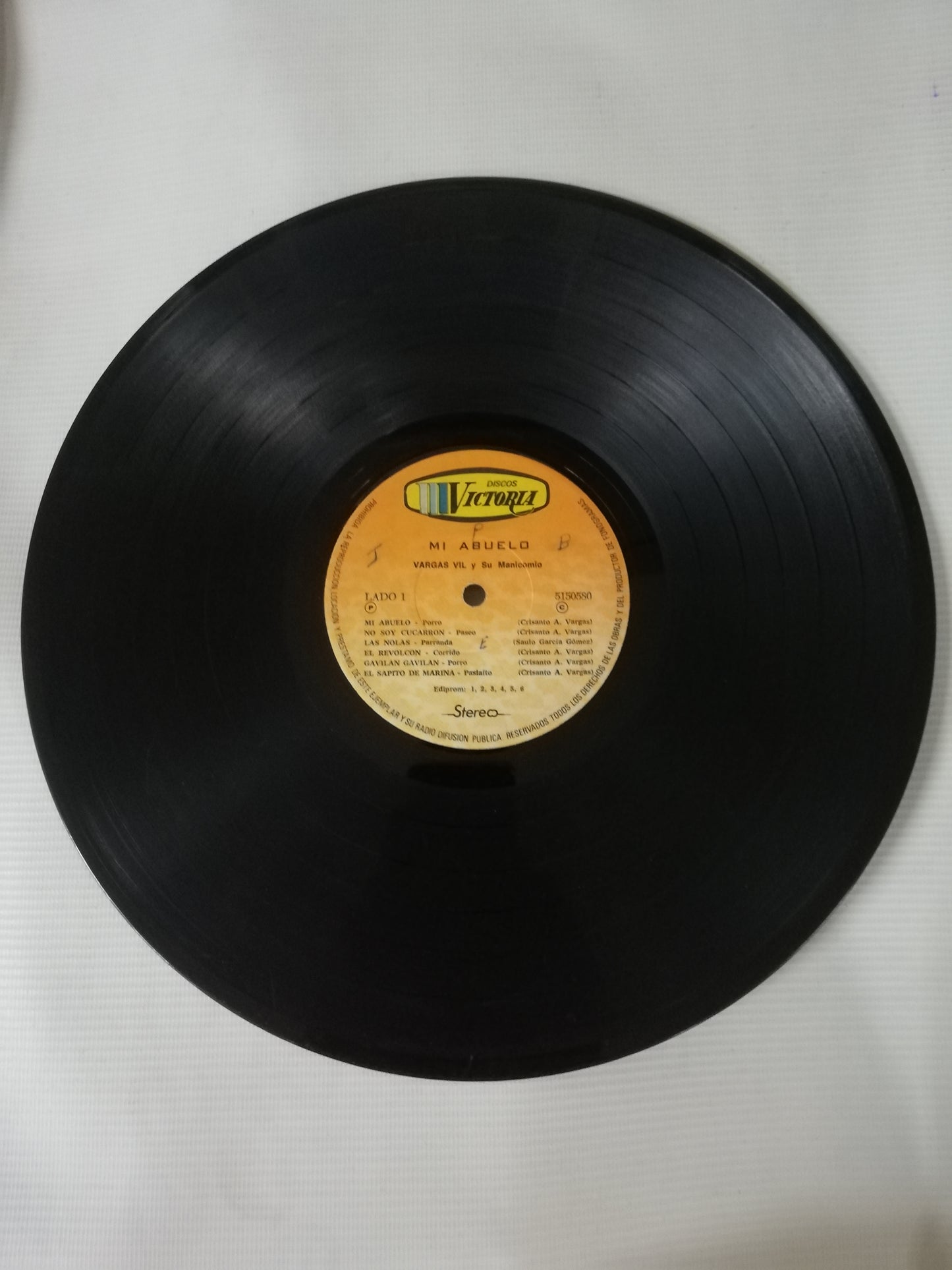 LP VARGASVIL Y SU MANICOMIO - MI ABUELO