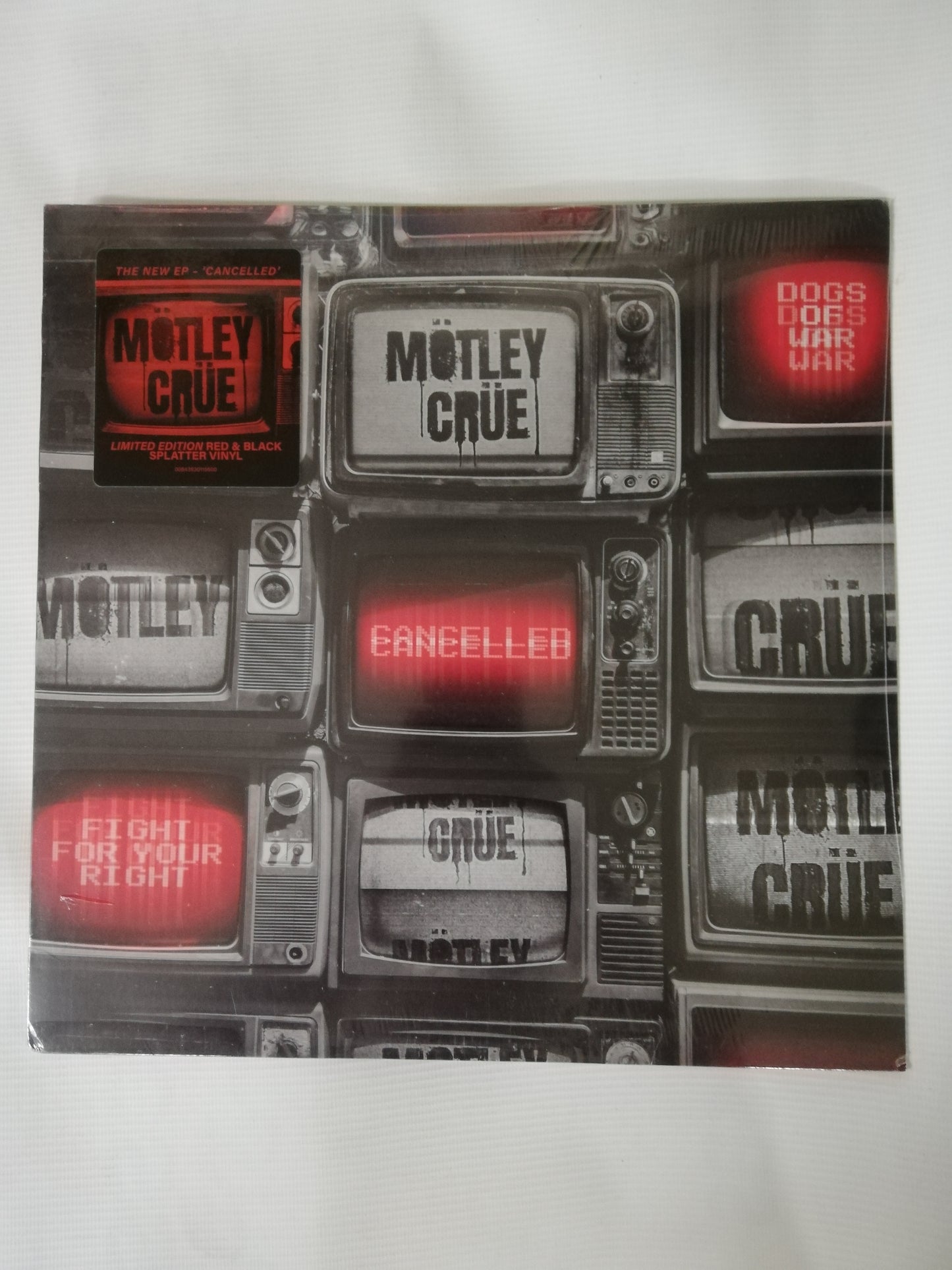 LP MÖTLEY CRUE - CANCELLED