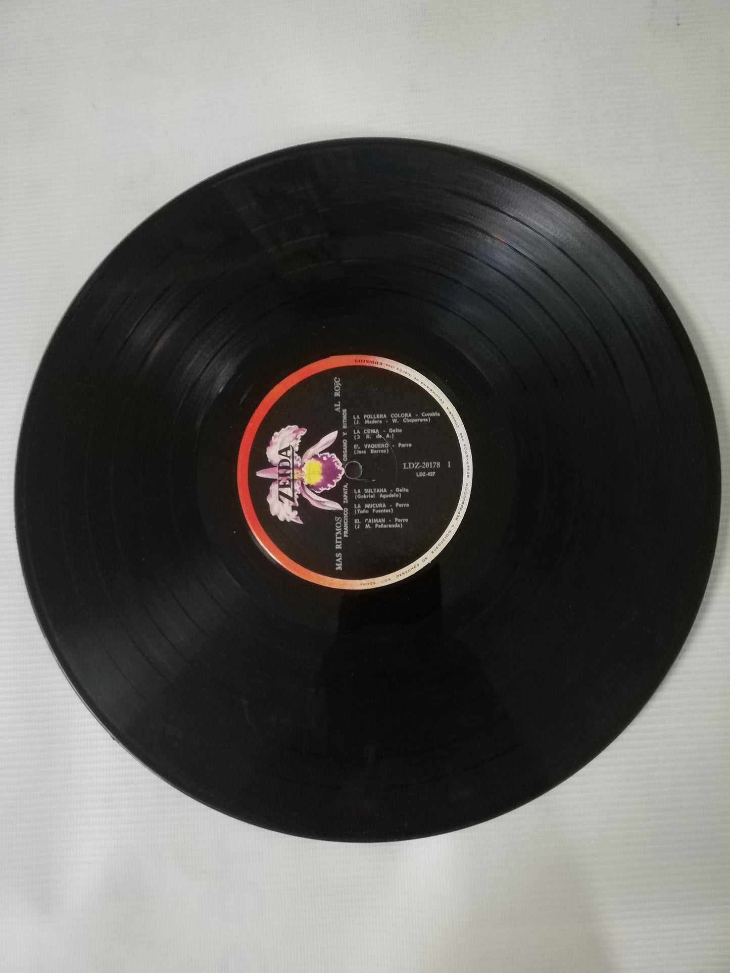LP FRANCISCO ZAPATA - MAS RITMO AL ROJO