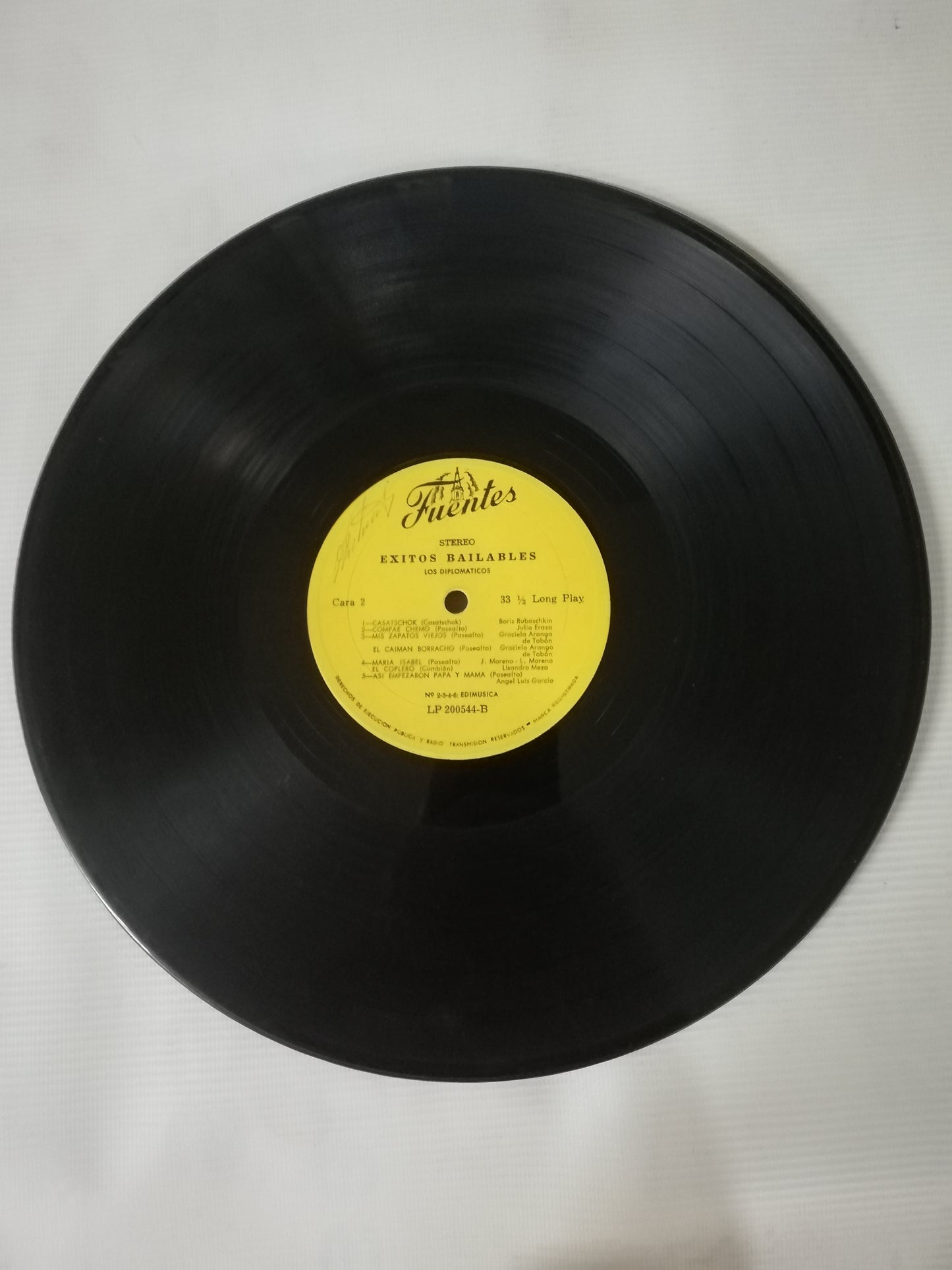 LP LOS DIPLOMÁTICOS - EXITOS BAILABLES