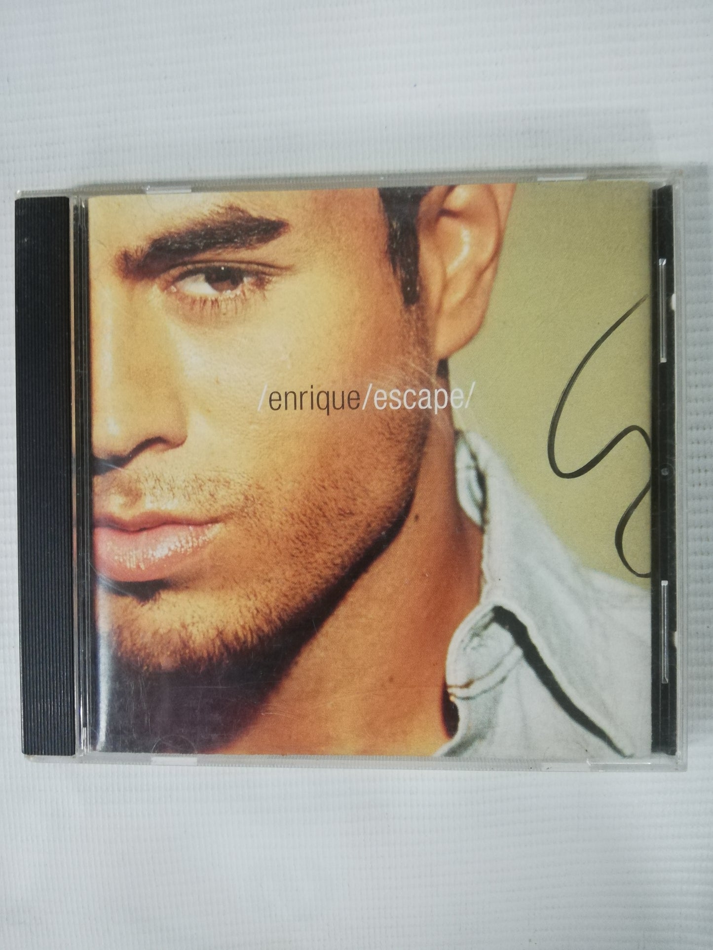 CD ENRIQUE IGLESIAS - ESCAPE