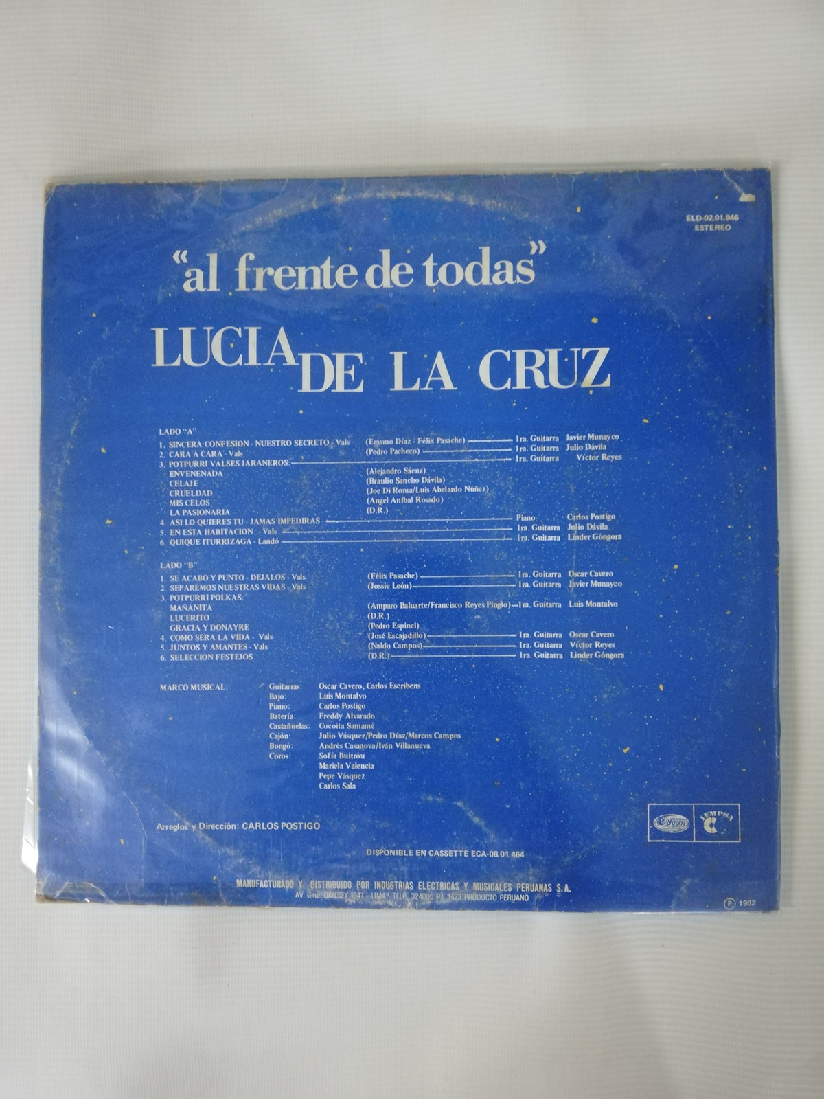 LP LUCIA DE LA CRUZ - "AL FRENTE DE TODAS"