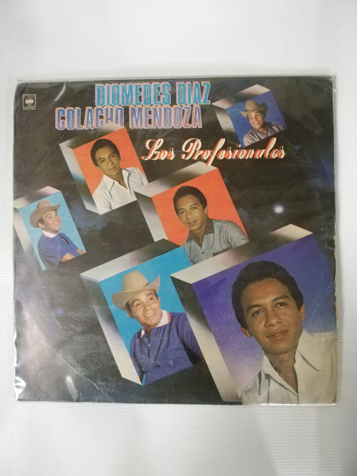 LP DIOMEDES DIAZ & COLACHO MENDOZA - LOS PROFESIONALES