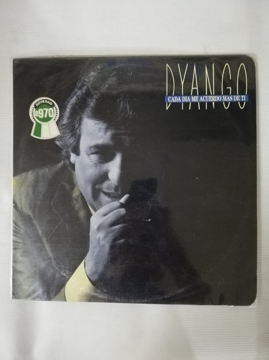 LP DYANGO - CADA DÍA ME ACUERDO MAS DE TI