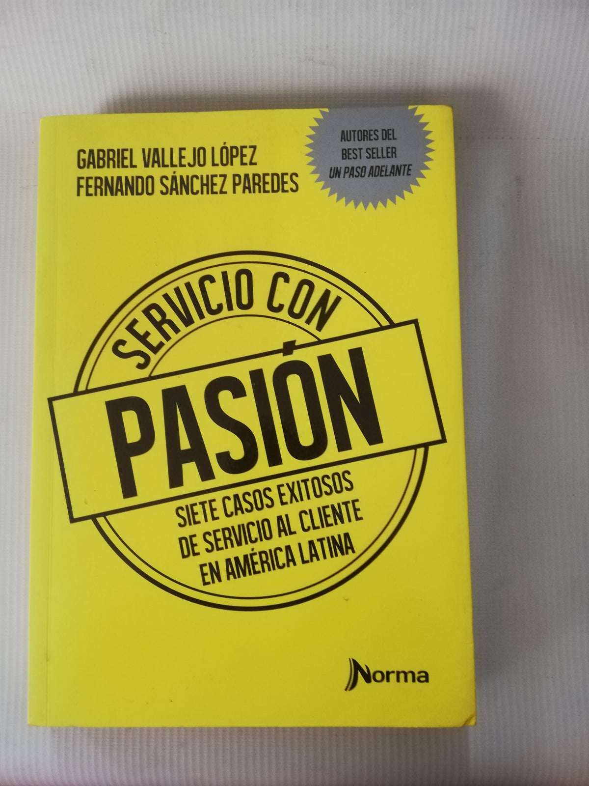 SERVICIO CON PASION - GABRIEL VALLEJO L. FERNANDO SANCHEZ P.