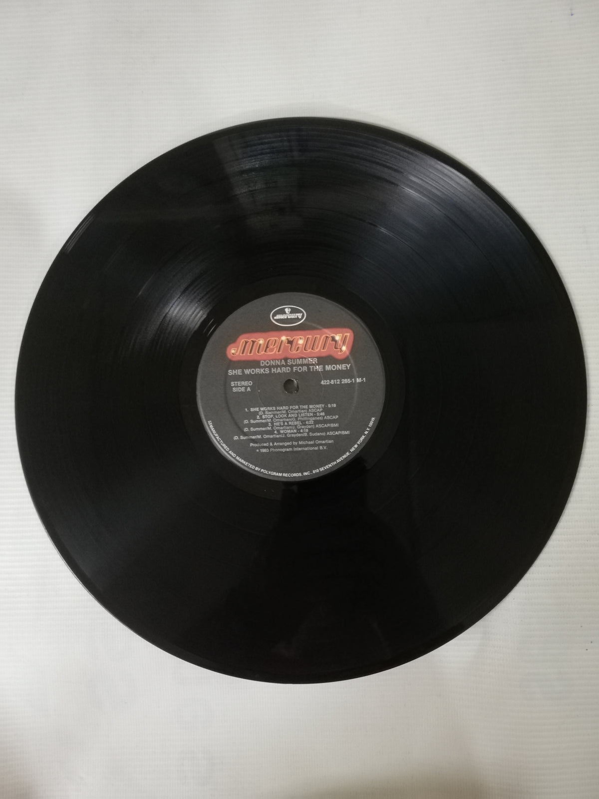 LP DONNA SUMMER - SHE WORKS HARD FOR MONEY