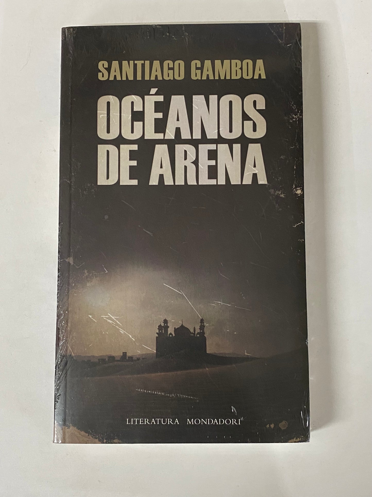 OCEANOS DE ARENA- SANTIAGO GAMBOA