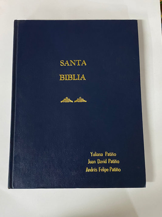 SANTA BIBLIA- YULIANA PATIÑO- JUAN DAVID PATIÑO- ANDRES FELIPE PATIÑO